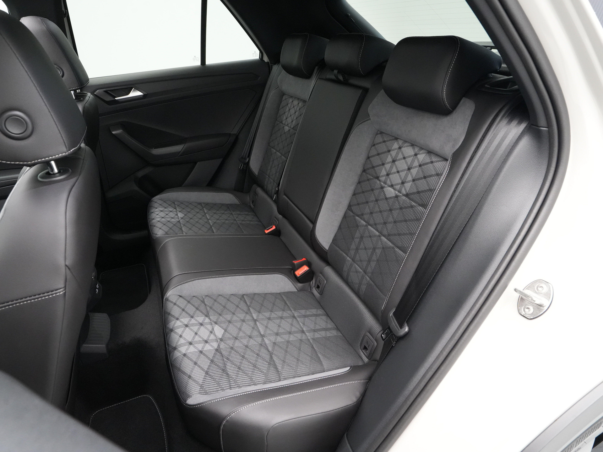 Volkswagen - T-Roc 1.5 TSI 150 7DSG R-Line Edition - 2025