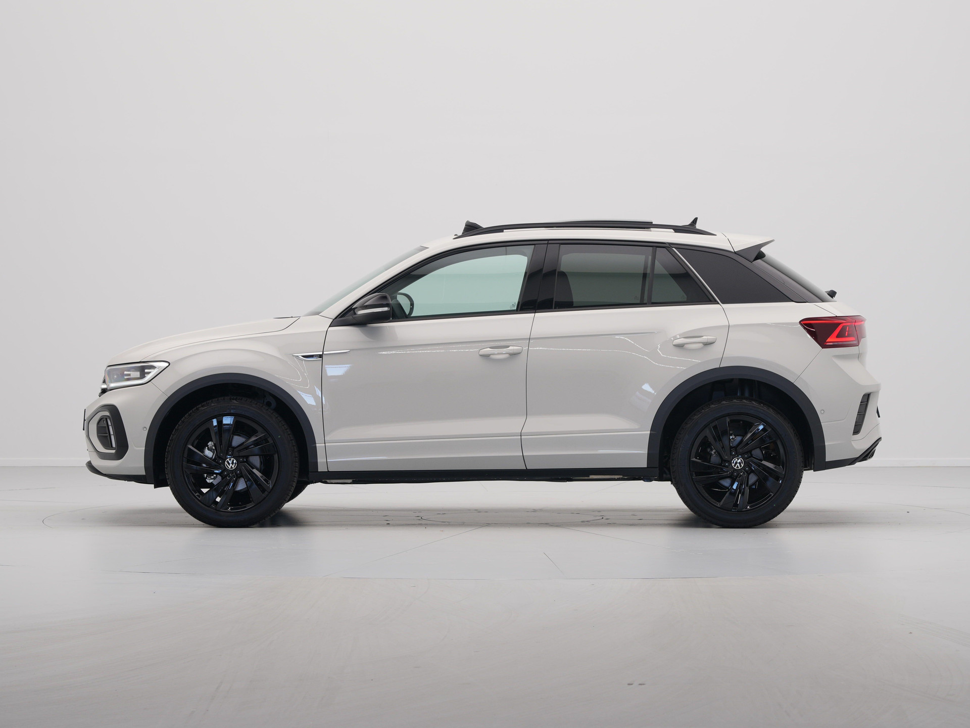 Volkswagen - T-Roc 1.5 TSI 150 7DSG R-Line Edition - 2024