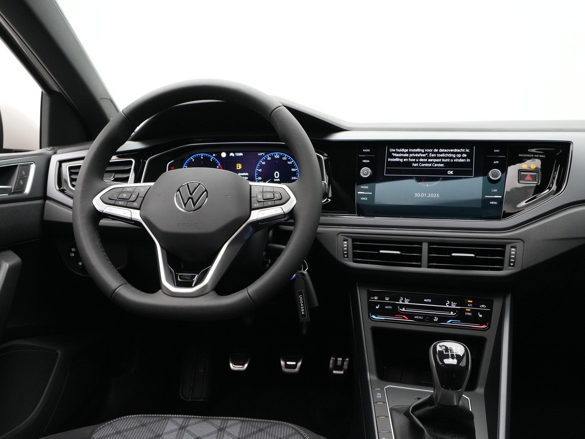 Volkswagen - Polo 1.0 TSI 95 5MT R-Line Edition - 2024