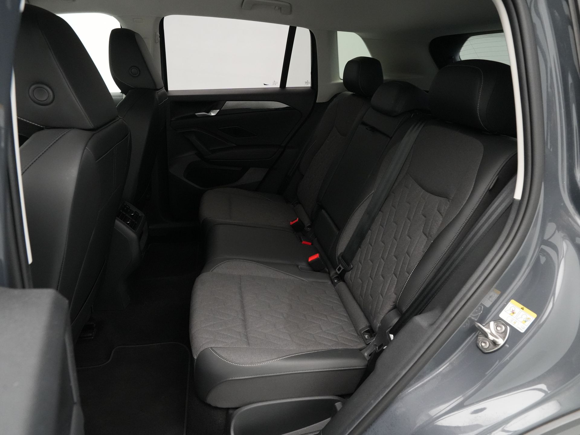 Volkswagen - Tiguan 1.5 eTSI Life Edition - 2024