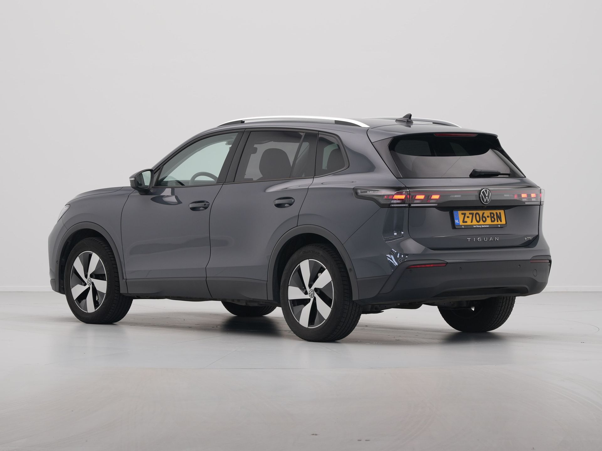 Volkswagen - Tiguan 1.5 eTSI Life Edition - 2024