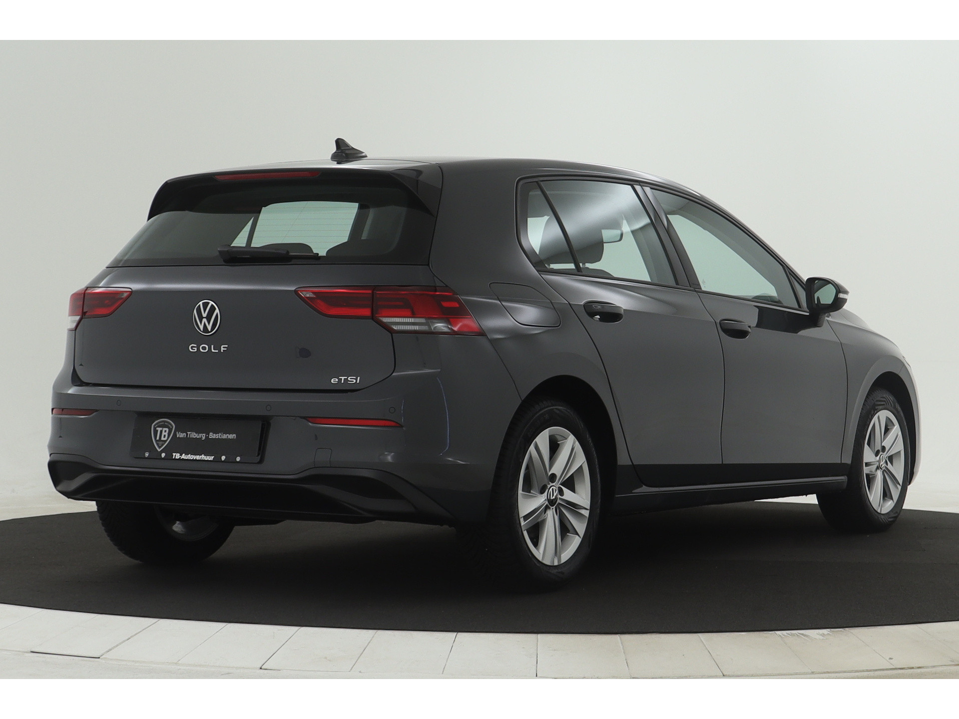 Volkswagen - Golf 1.0 eTSI Life Business - 2024