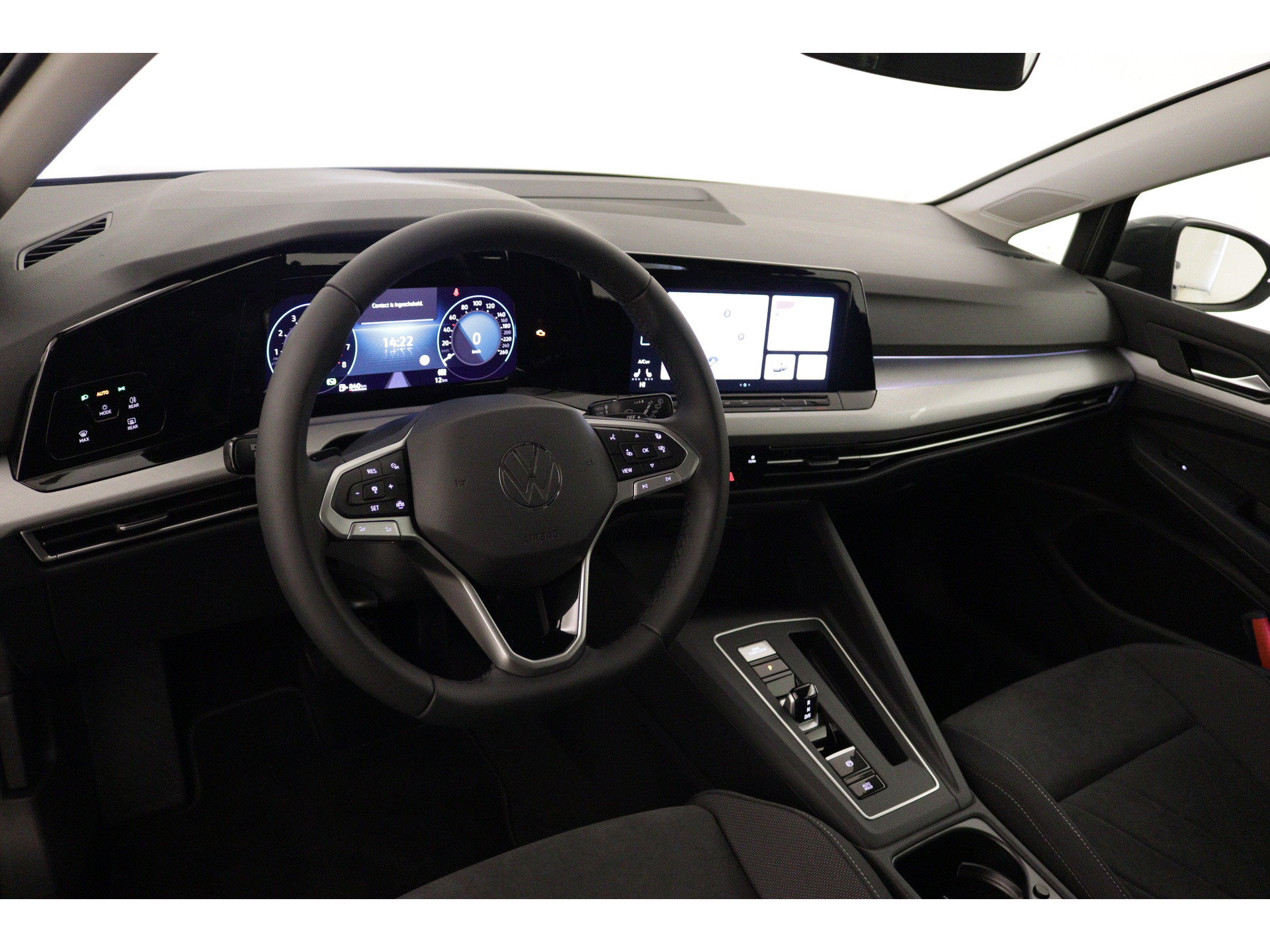 Volkswagen - Golf 1.0 eTSI Life Business - 2024