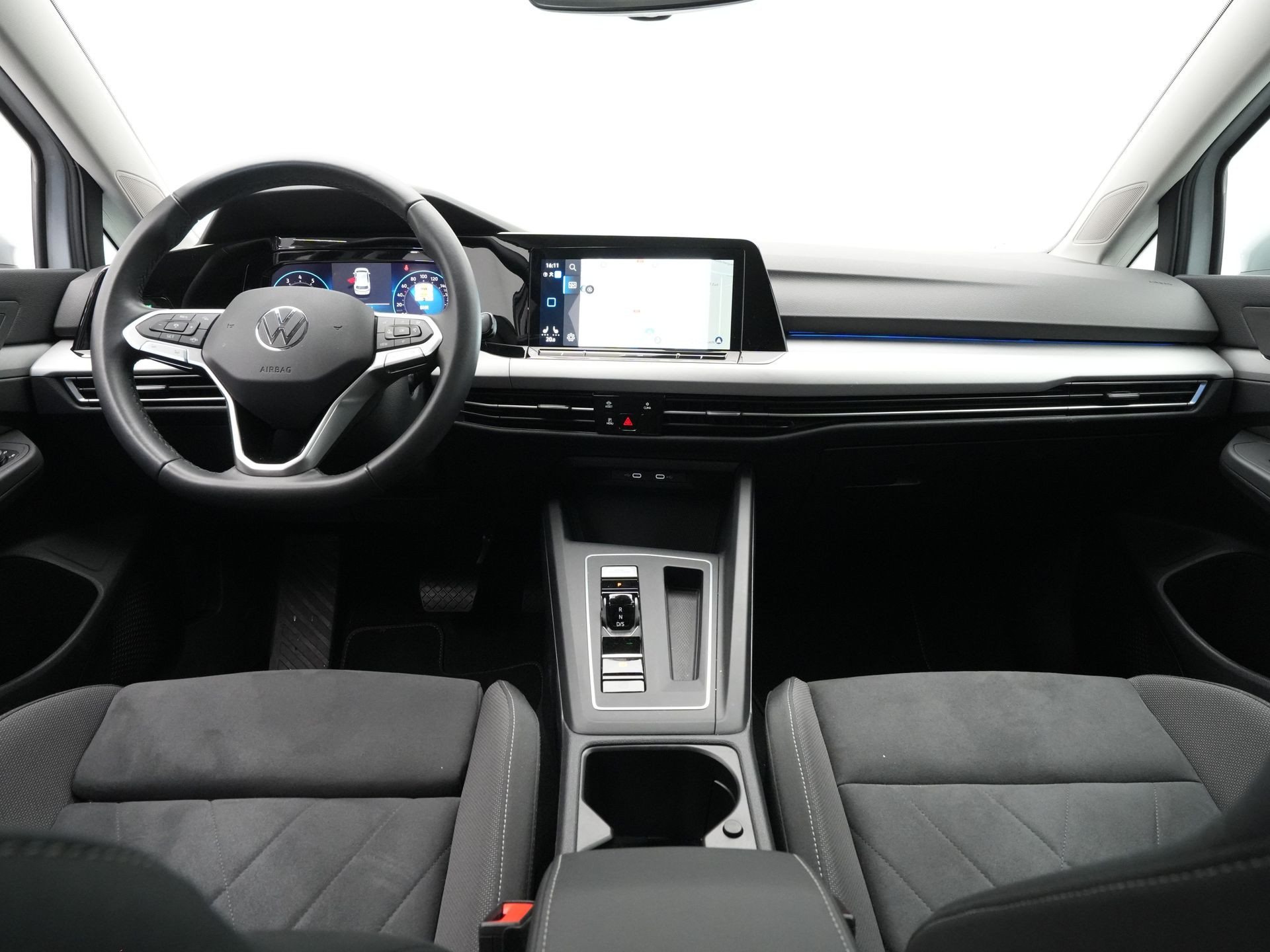 Volkswagen - Golf 1.0 eTSI Life Business - 2024