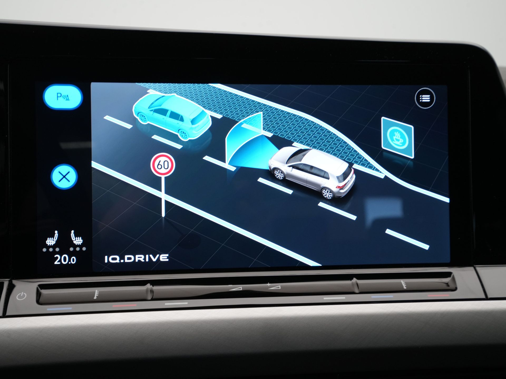Volkswagen - Golf 1.0 eTSI Life Business - 2024