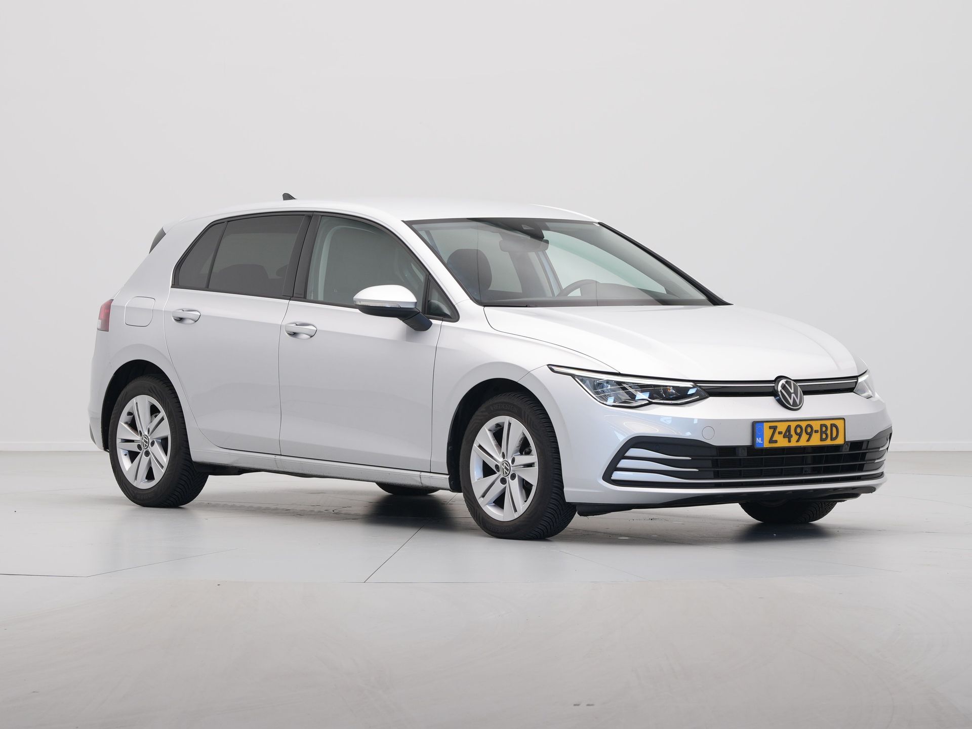 Volkswagen - Golf 1.0 eTSI Life Business - 2024