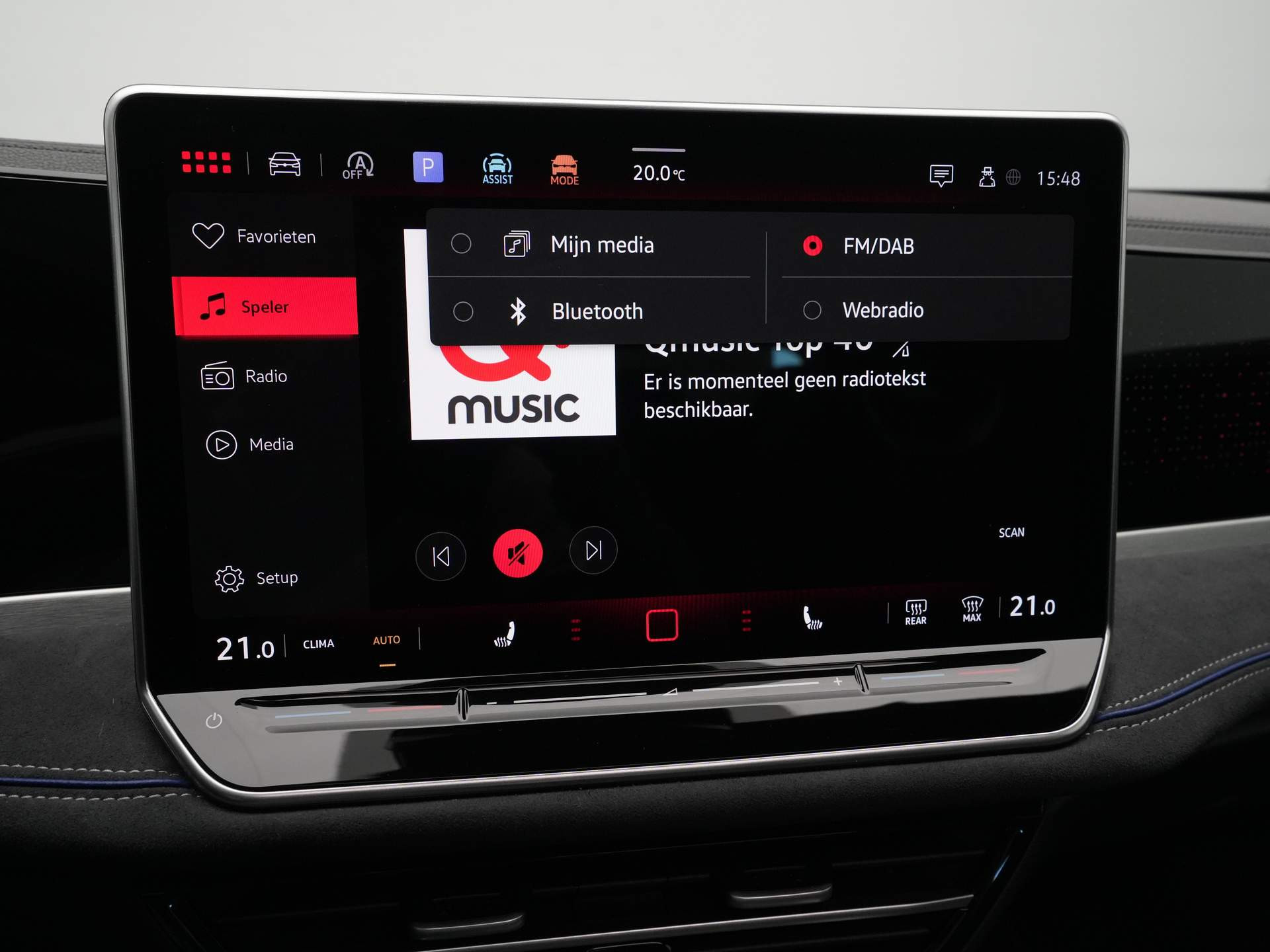 Volkswagen - Passat Variant 1.5 eTSI 150pk DSG R-Line Business - 2024