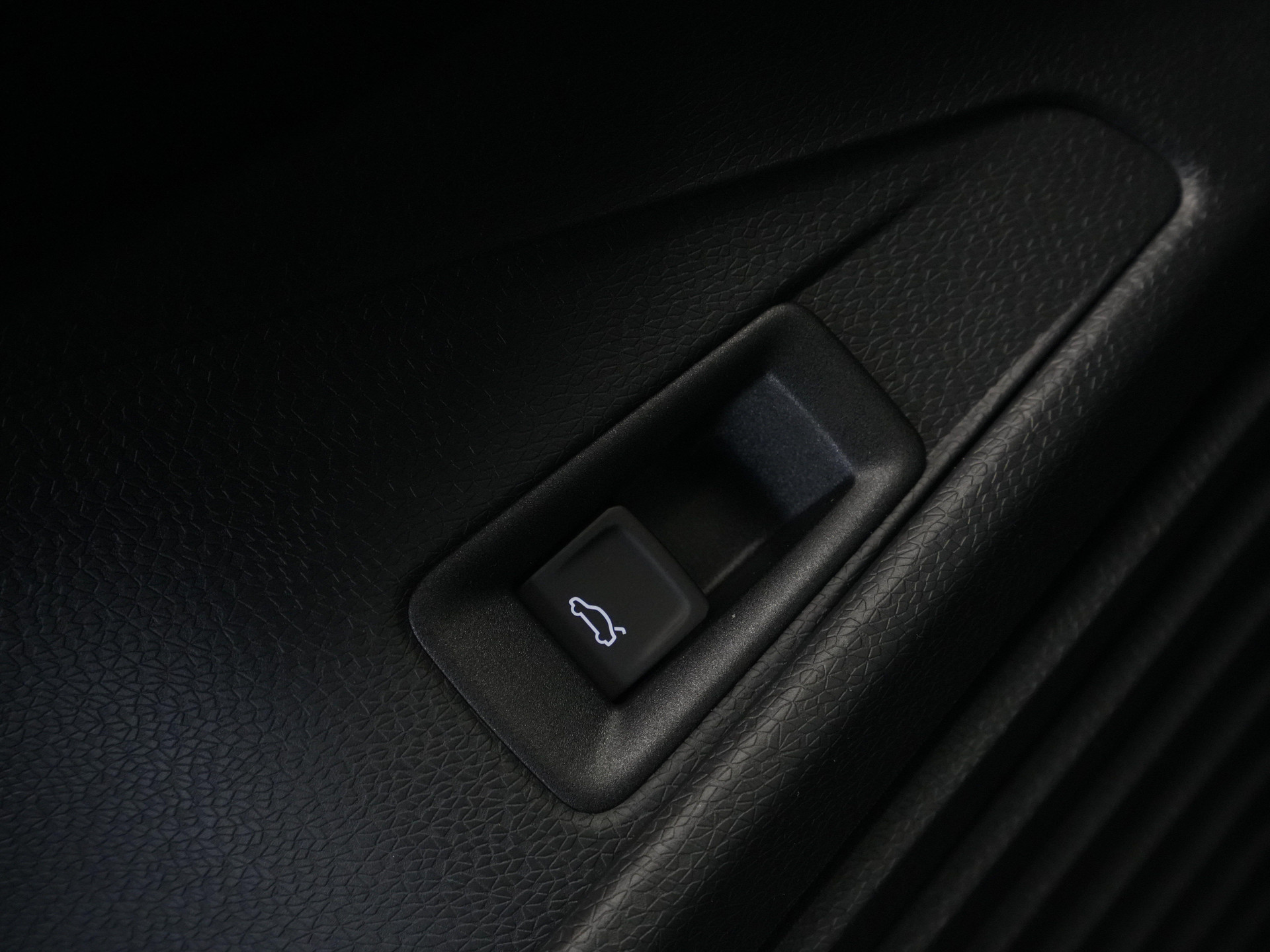 Volkswagen - ID.4 77kWh 286 1AT Pro Business - 2025