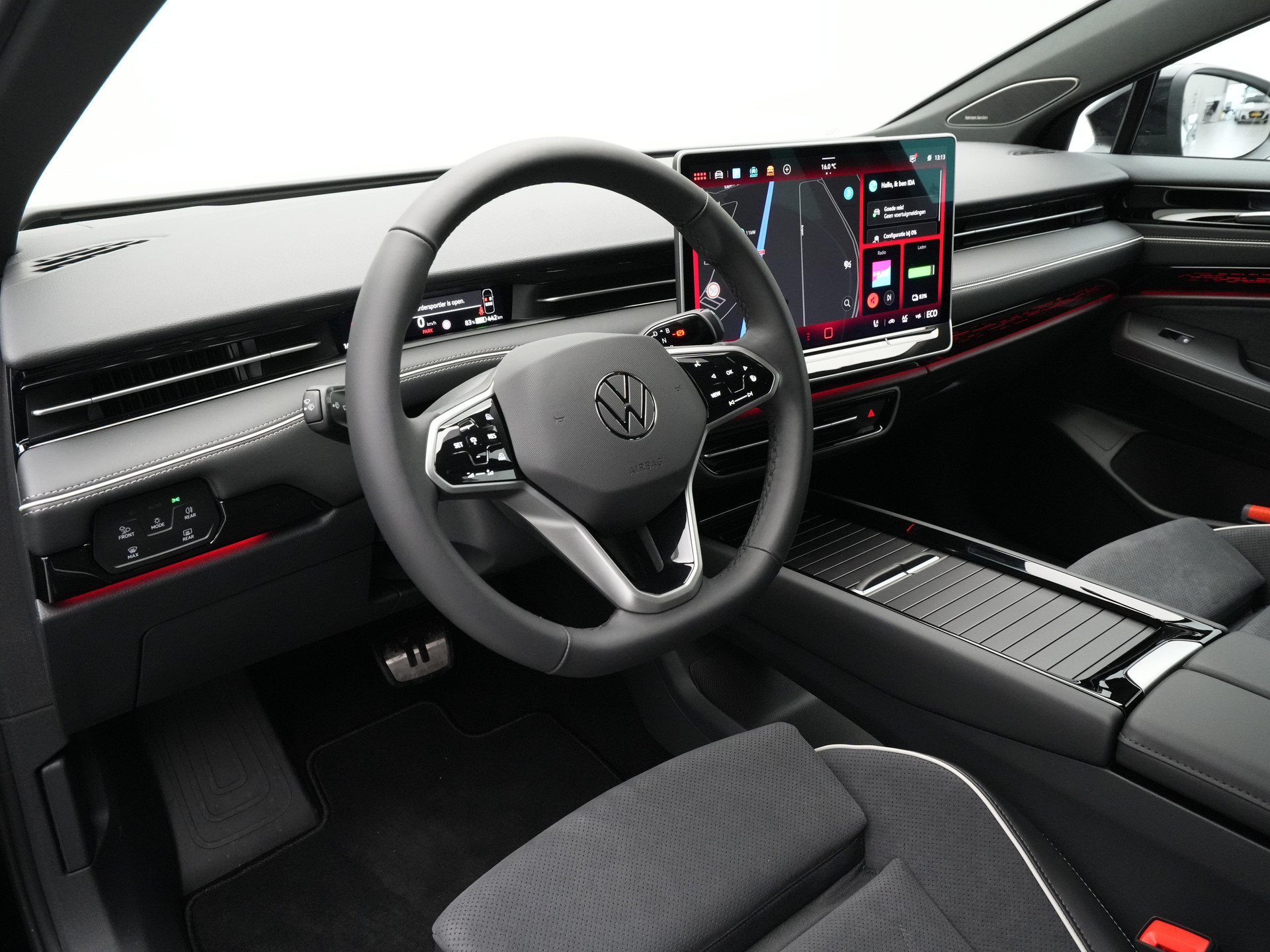 Volkswagen - ID.7 Tourer 77 kWh Elektromotor 286 1AT Pro Business - 2025
