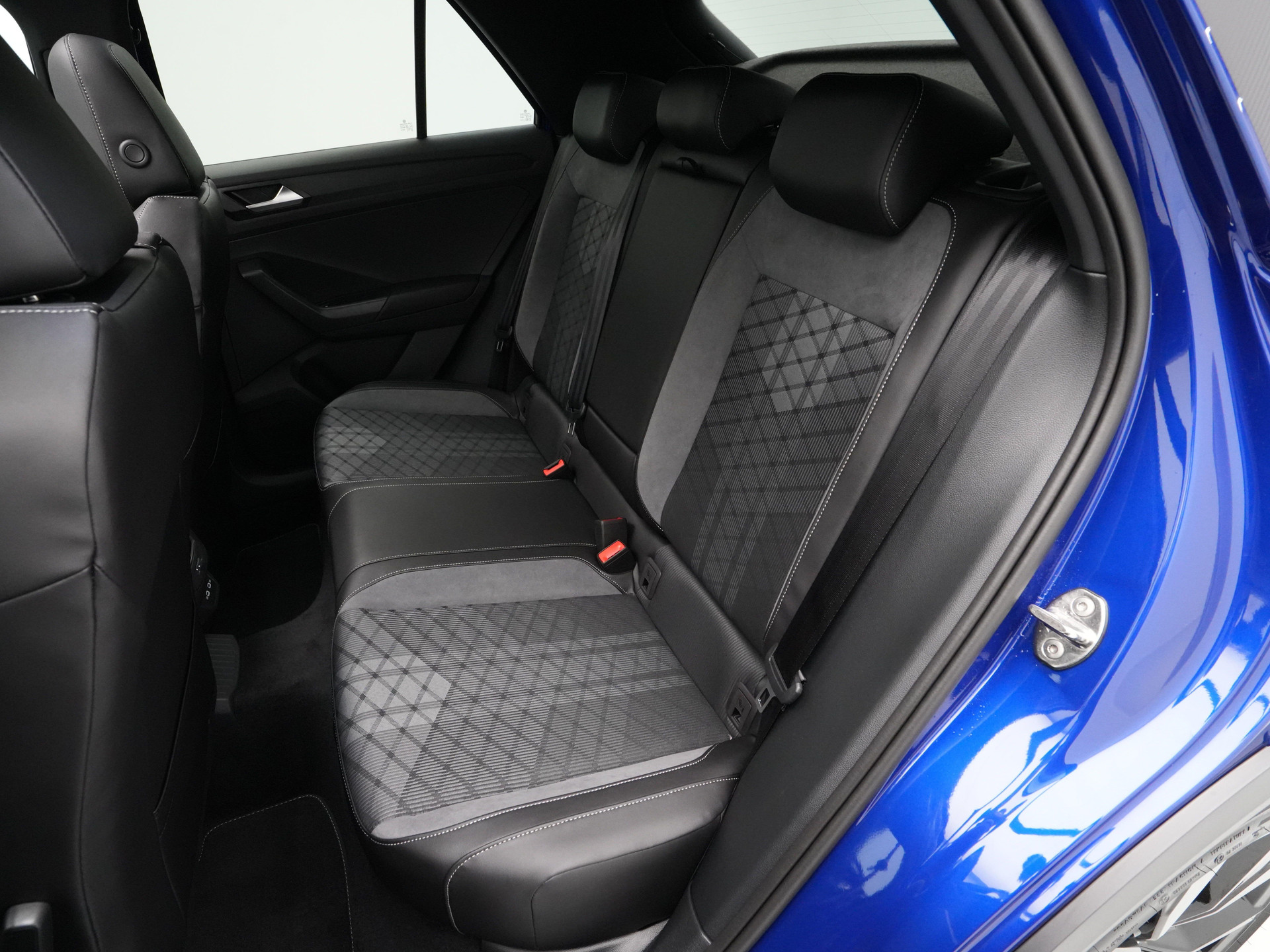 Volkswagen - T-Roc 1.5 TSI 150 7DSG R-Line Edition - 2025