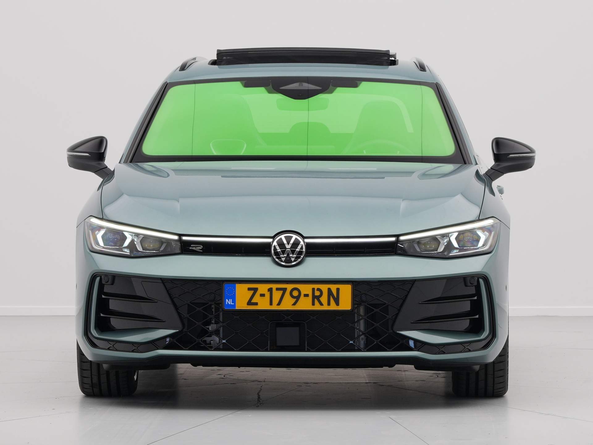 Volkswagen - Passat Variant 1.5 eTSI R-Line Business - 2024