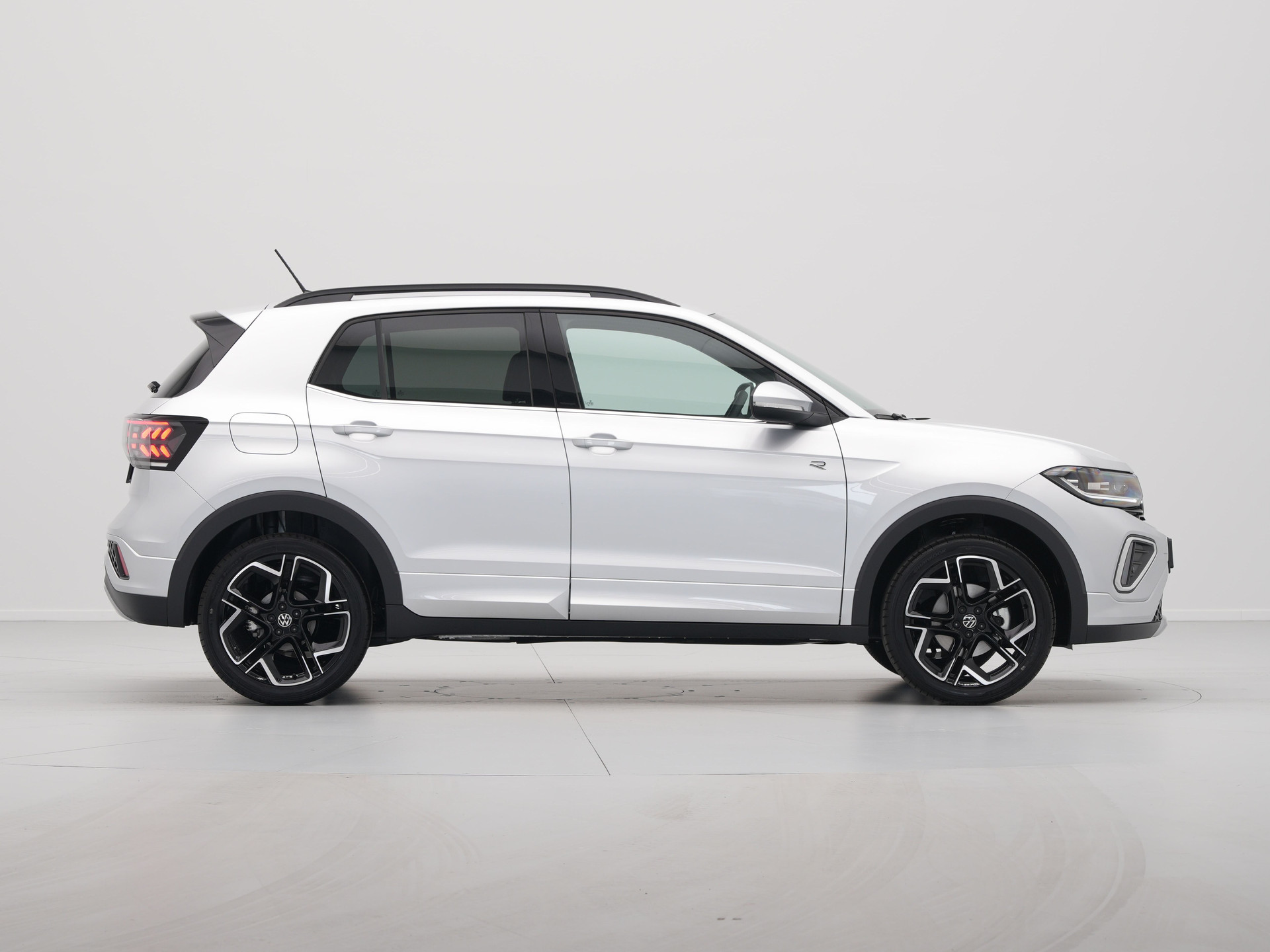 Volkswagen - T-Cross 1.0 TSI 116 7DSG R-Line Edition - 2024
