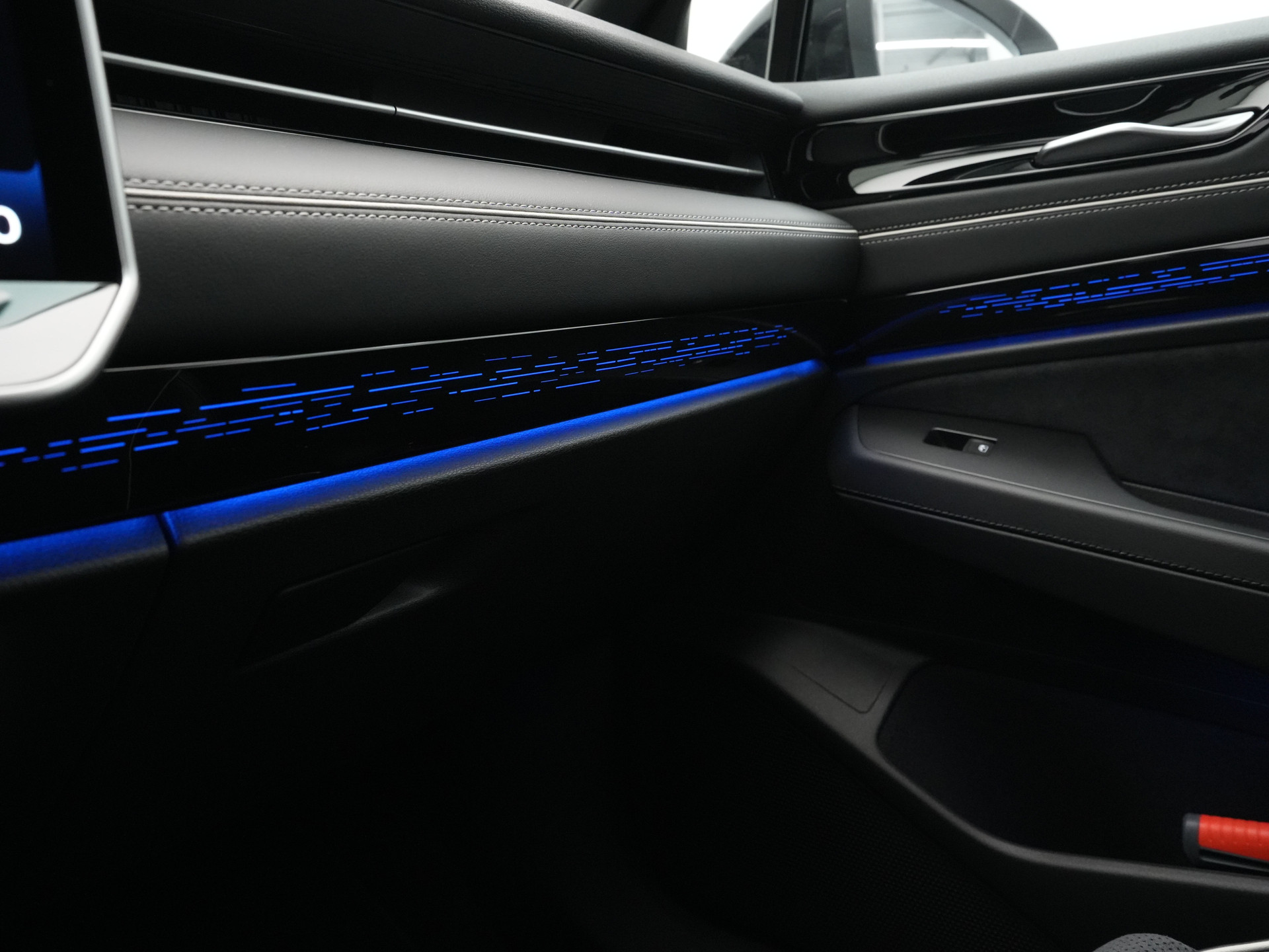 Volkswagen - ID.7 Tourer 86 kWh Elektromotor 286 1AT Pro S Business - 2025