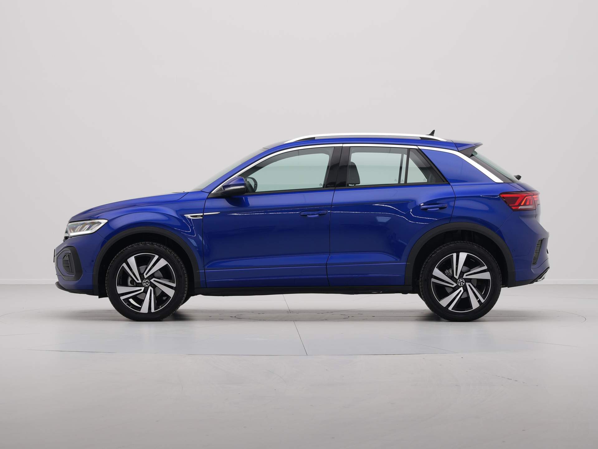 Volkswagen - T-Roc 1.5 TSI 150pk DSG R-Line - 2024