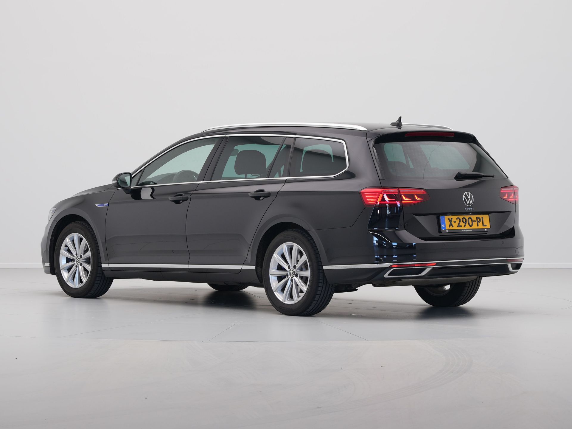 Volkswagen - Passat Variant 1.4 TSI PHEV GTE Business - 2023