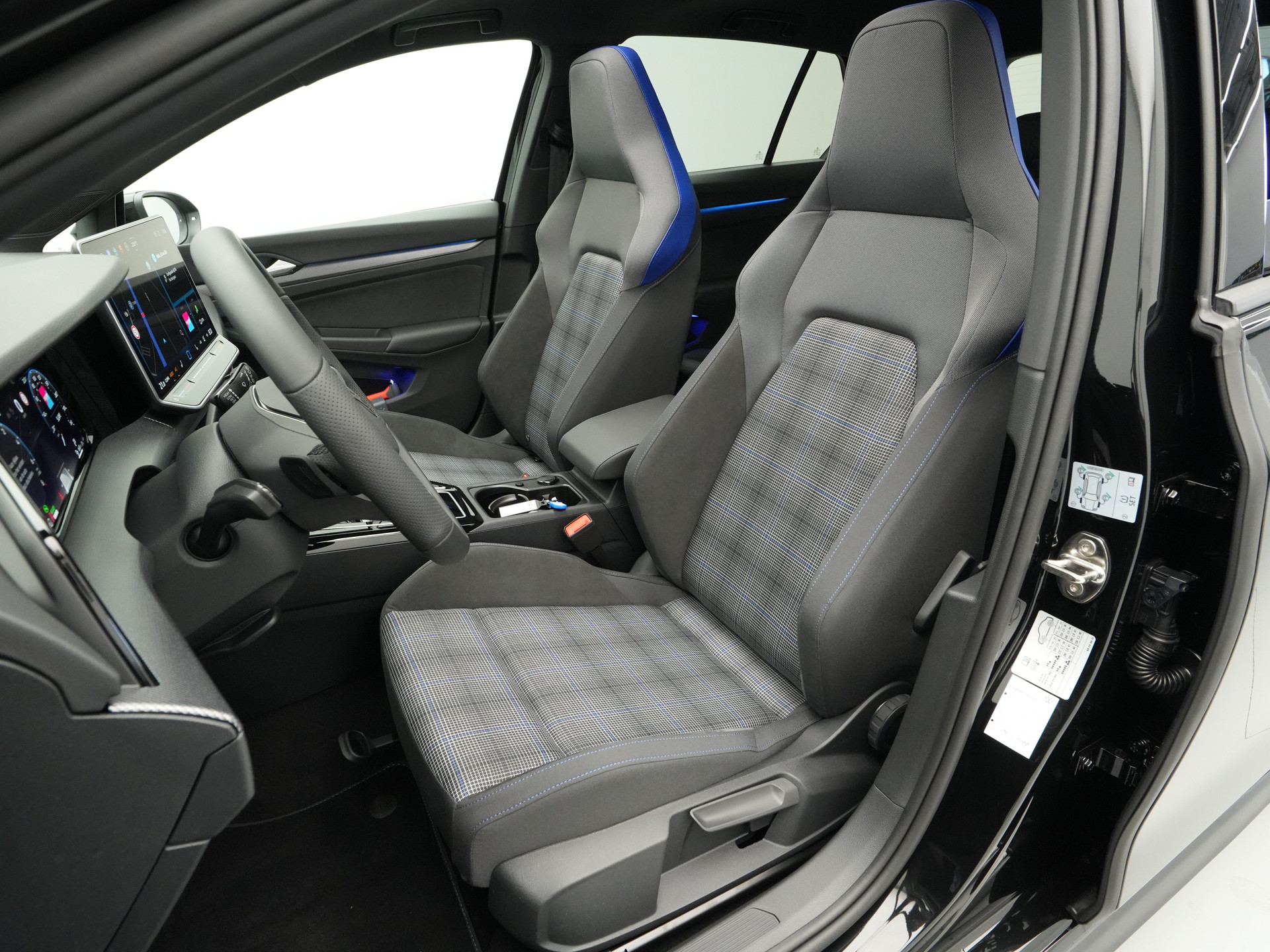 Volkswagen - Golf 1.5 eHybrid 272 6DSG GTE - 2025