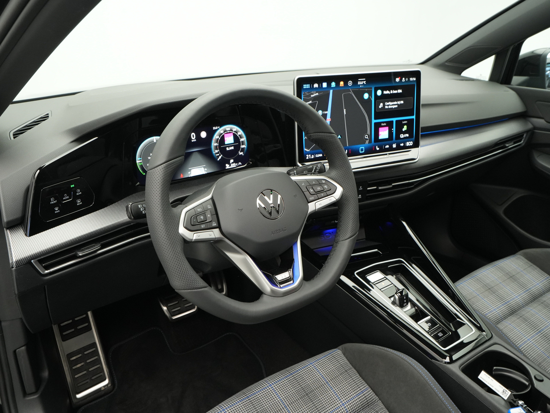 Volkswagen - Golf 1.5 eHybrid 272 6DSG GTE - 2025