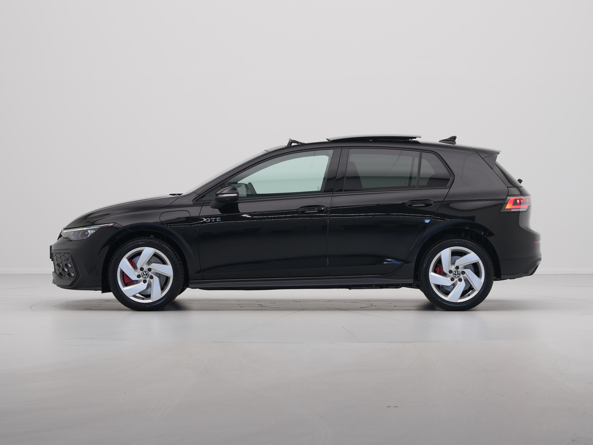 Volkswagen - Golf 1.5 eHybrid 272 6DSG GTE - 2025
