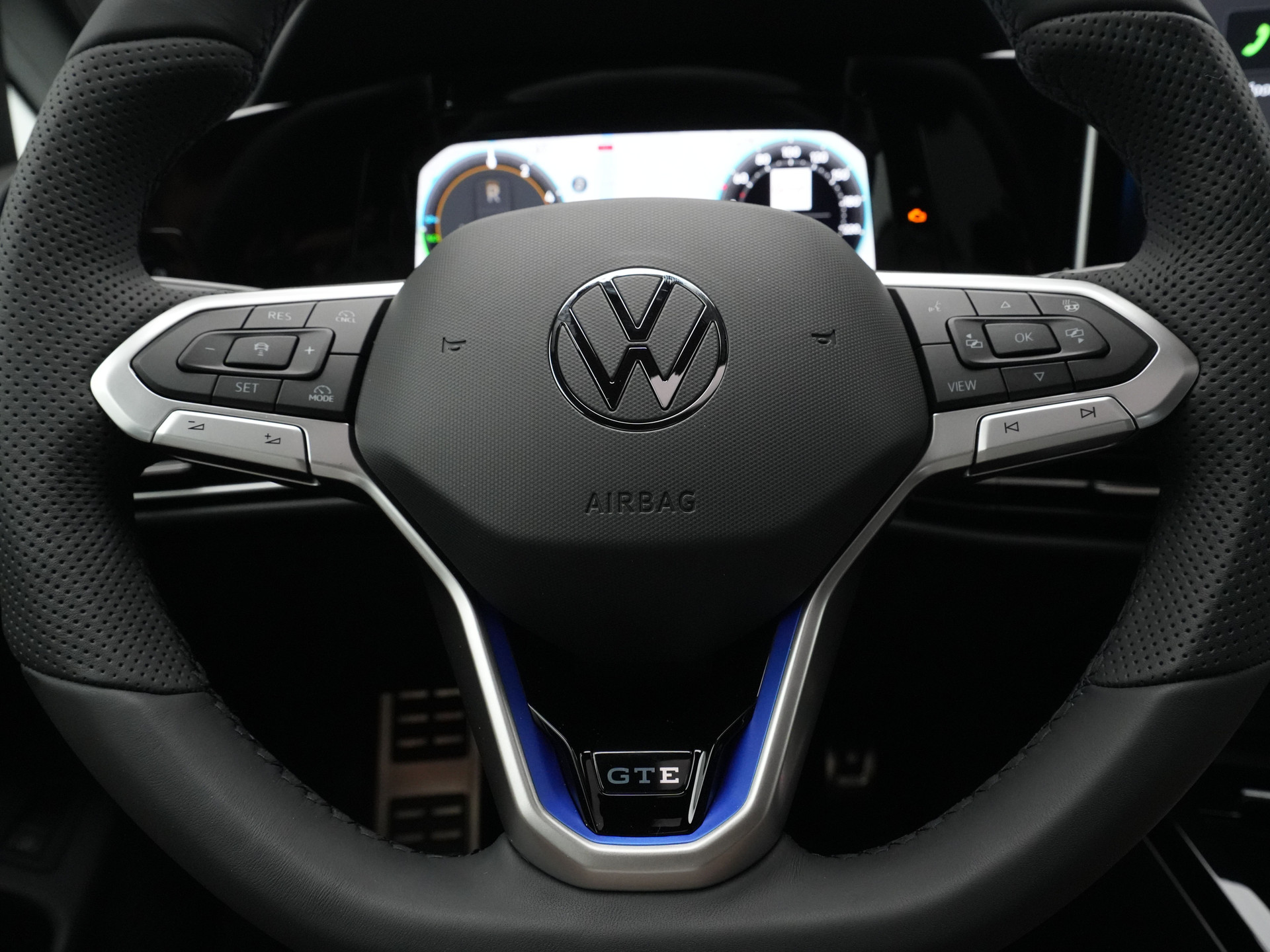 Volkswagen - Golf 1.5 eHybrid 272 6DSG GTE - 2025