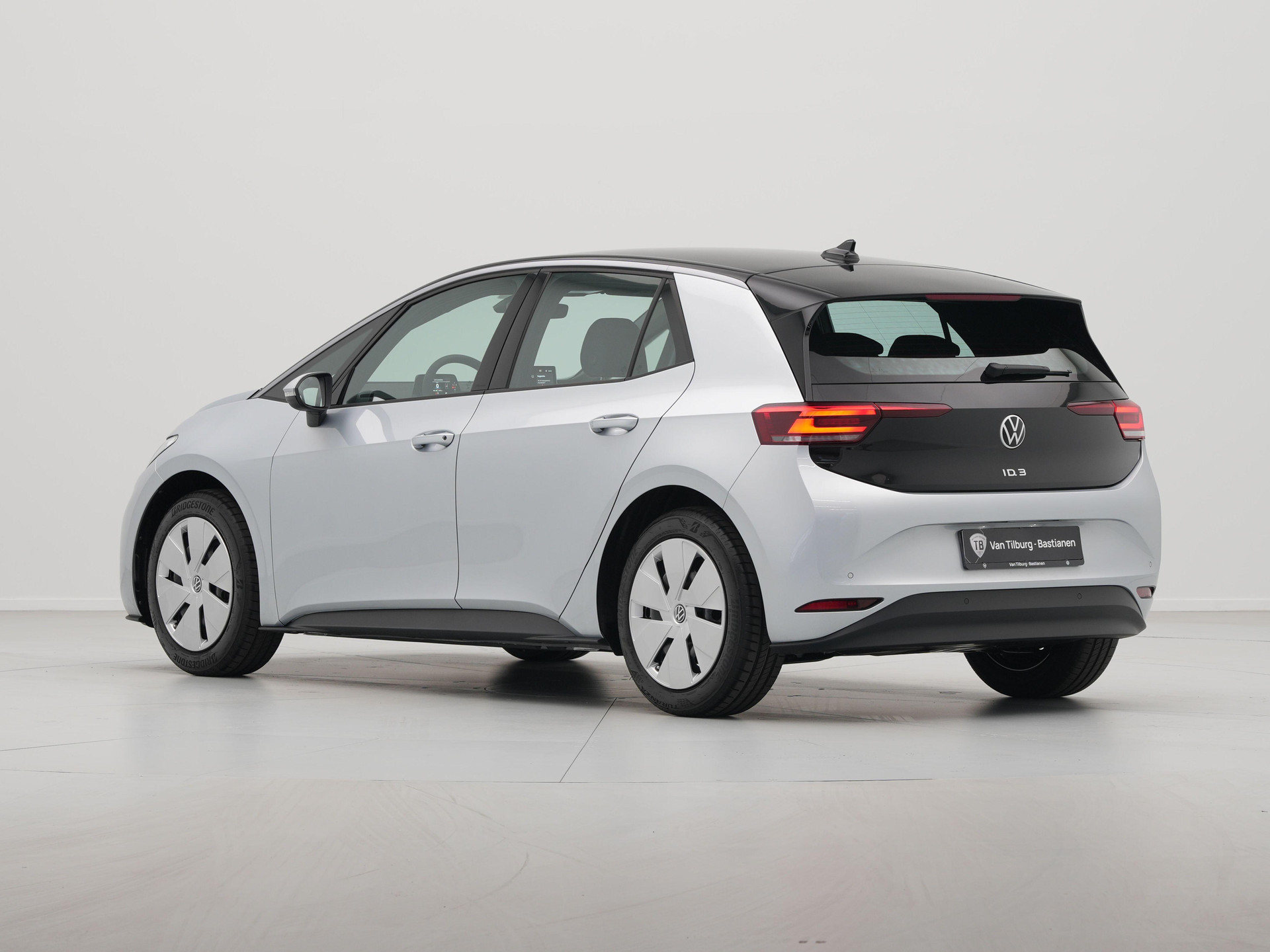 Volkswagen - ID.3 52kWh 170 1AT Pure - 2025