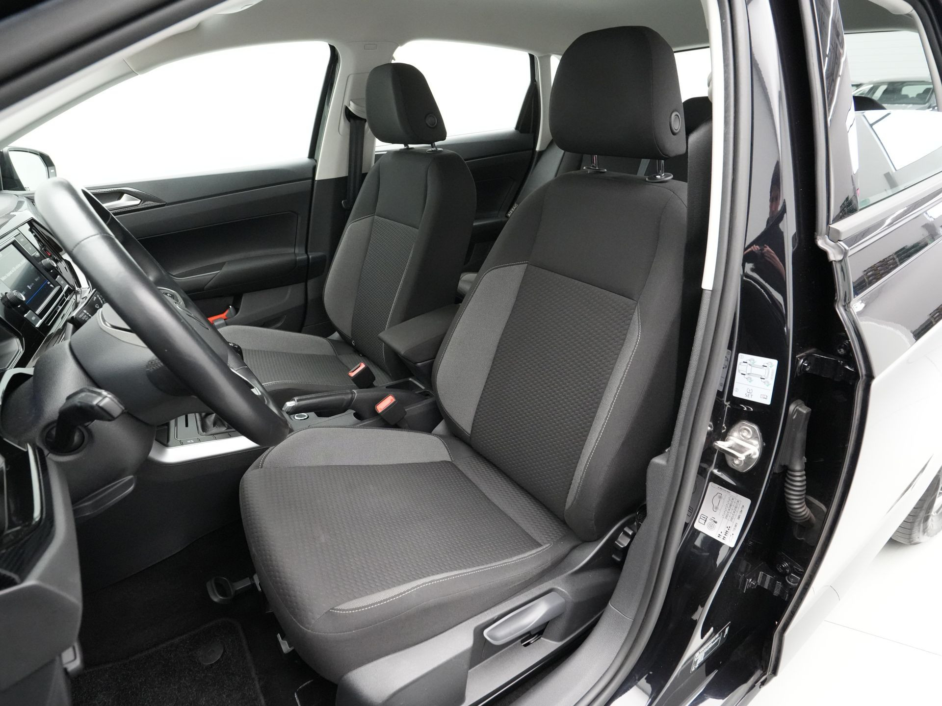 Volkswagen - Polo 1.0 TSI Life - 2021