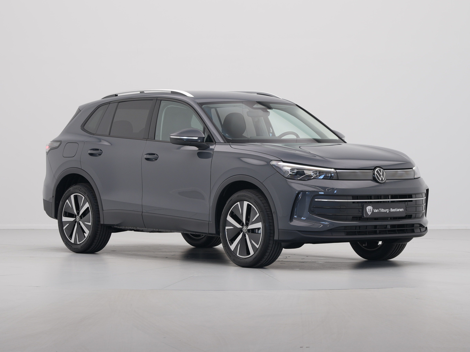 Volkswagen - Tiguan 1.5 eHybrid 204 6DSG Life Edition - 2025