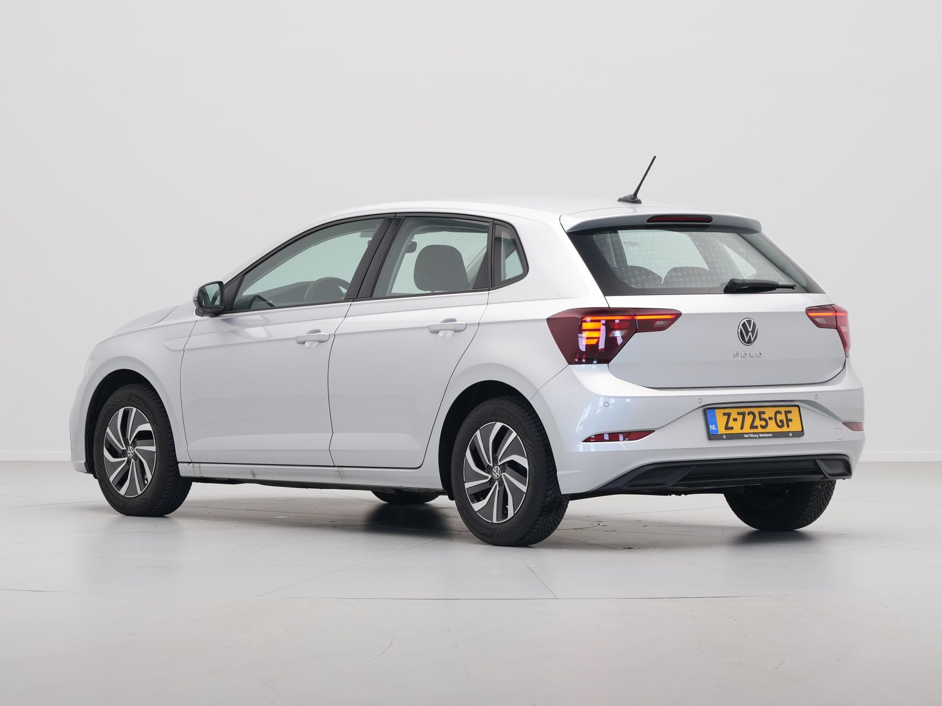 Volkswagen - Polo 1.0 TSI Life - 2024