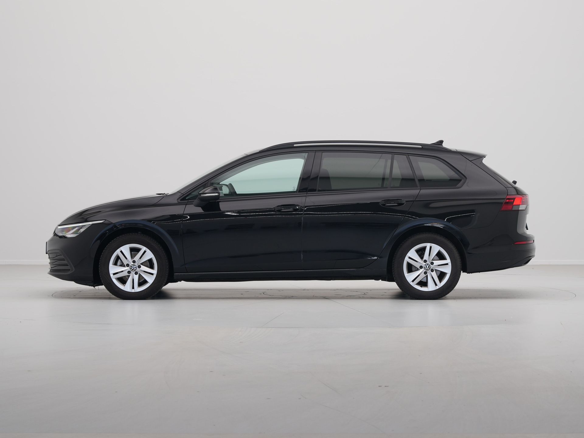 Volkswagen - GOLF Variant 1.0 TSI Life Business - 2024