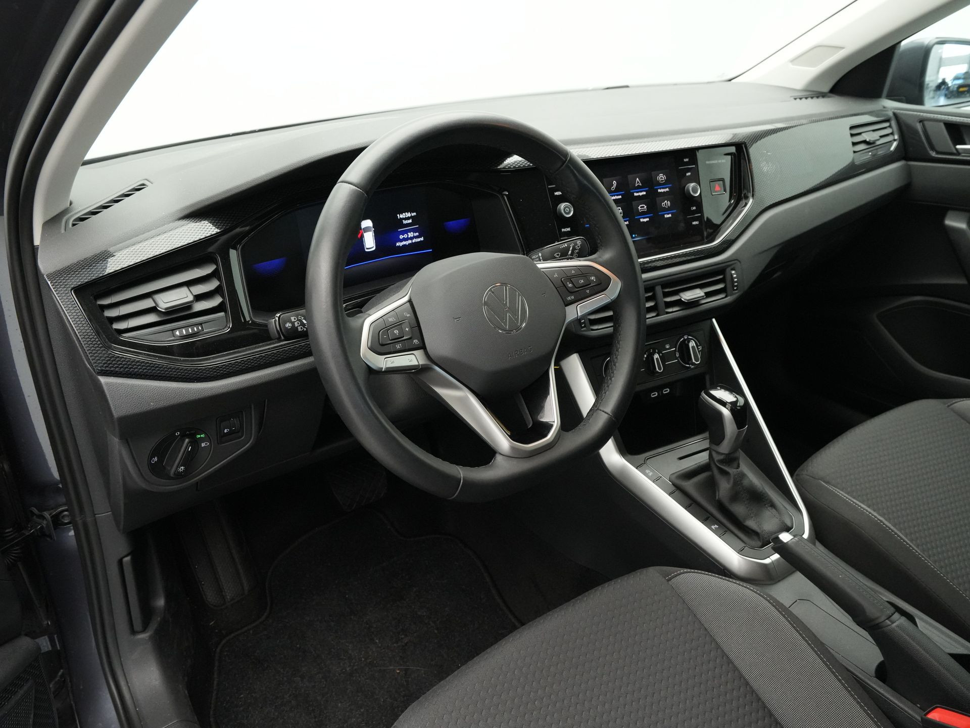 Volkswagen - Polo 1.0 TSI Life - 2024