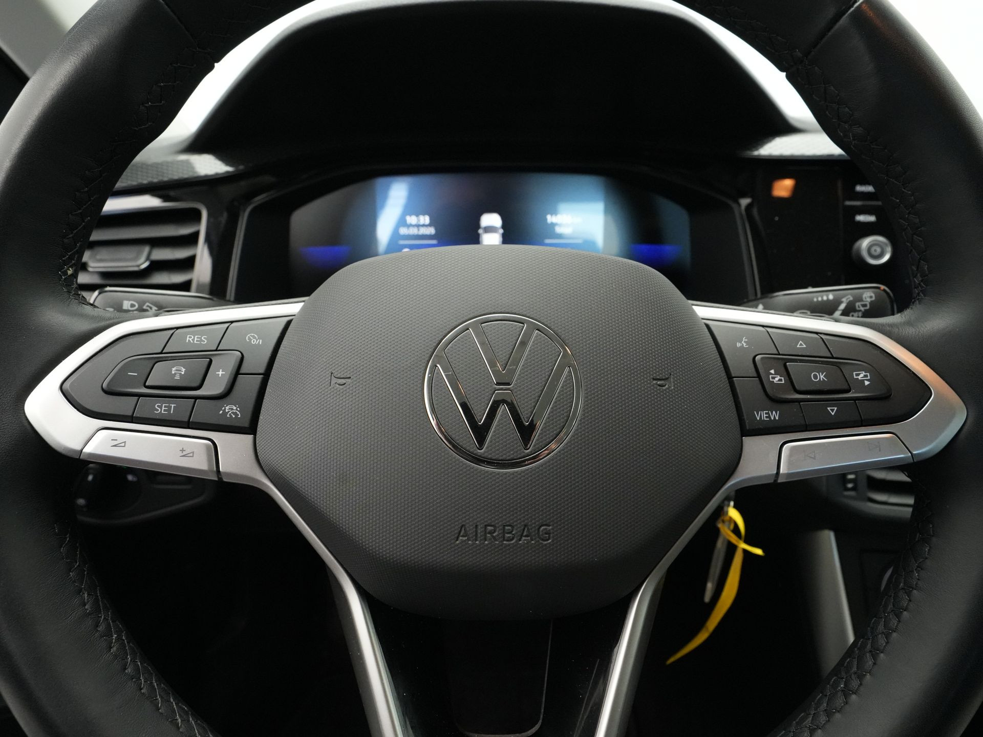 Volkswagen - Polo 1.0 TSI Life - 2024