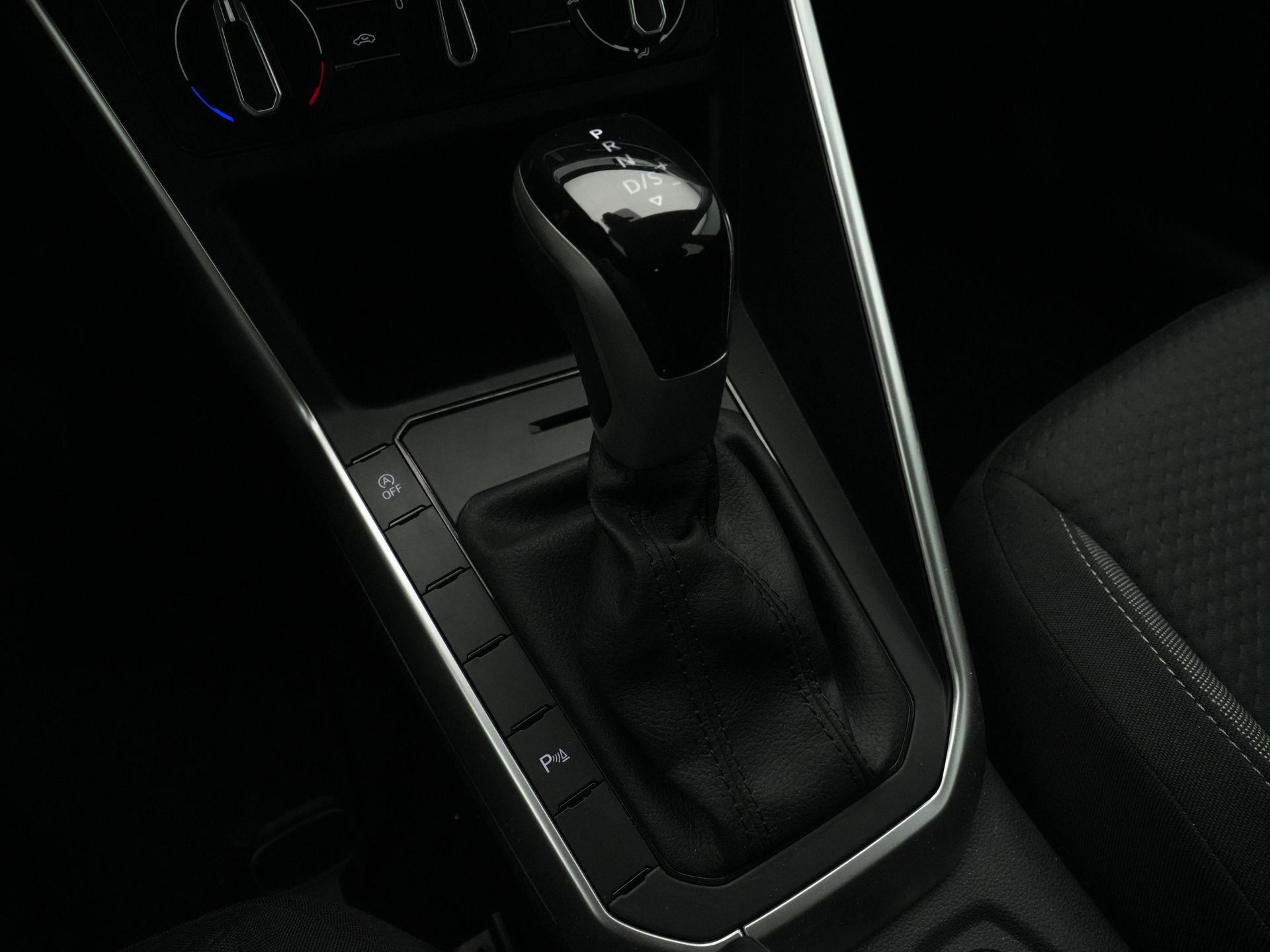 Volkswagen - Polo 1.0 TSI Life - 2024