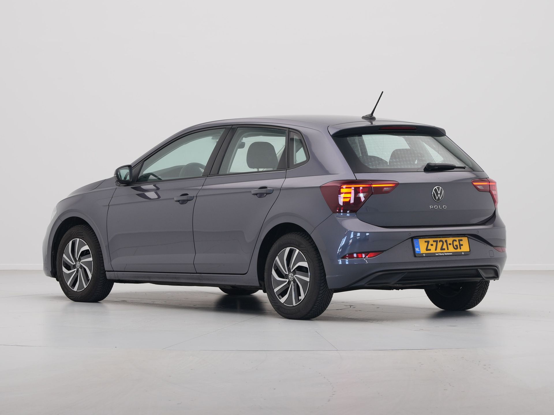 Volkswagen - Polo 1.0 TSI Life - 2024