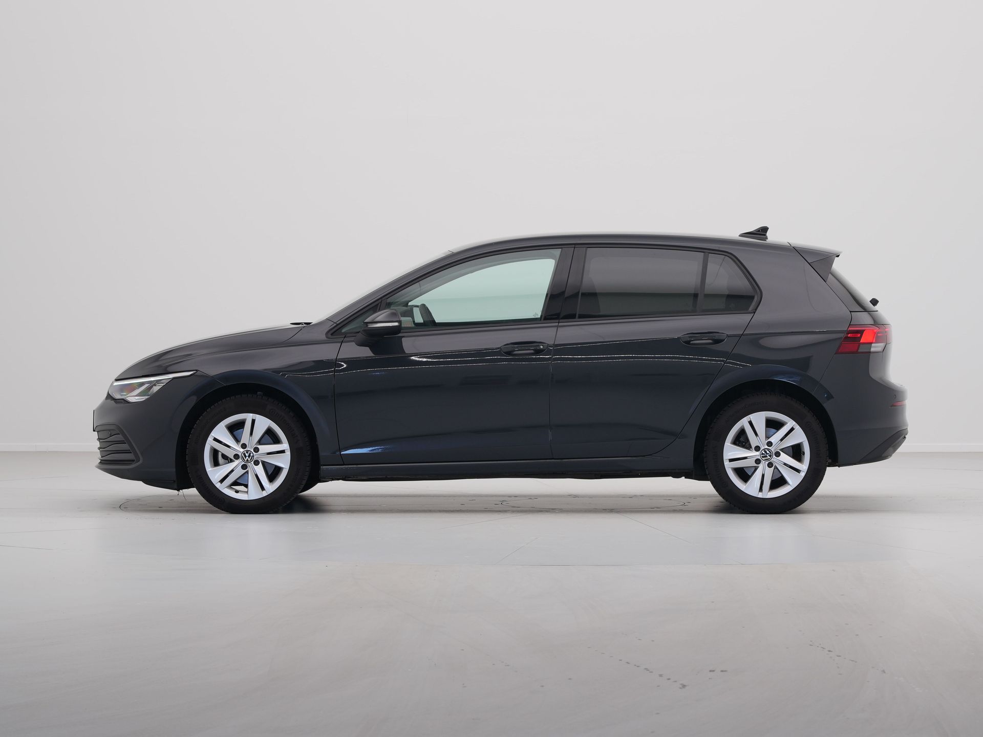 Volkswagen - Golf 1.0 eTSI Life Business - 2024