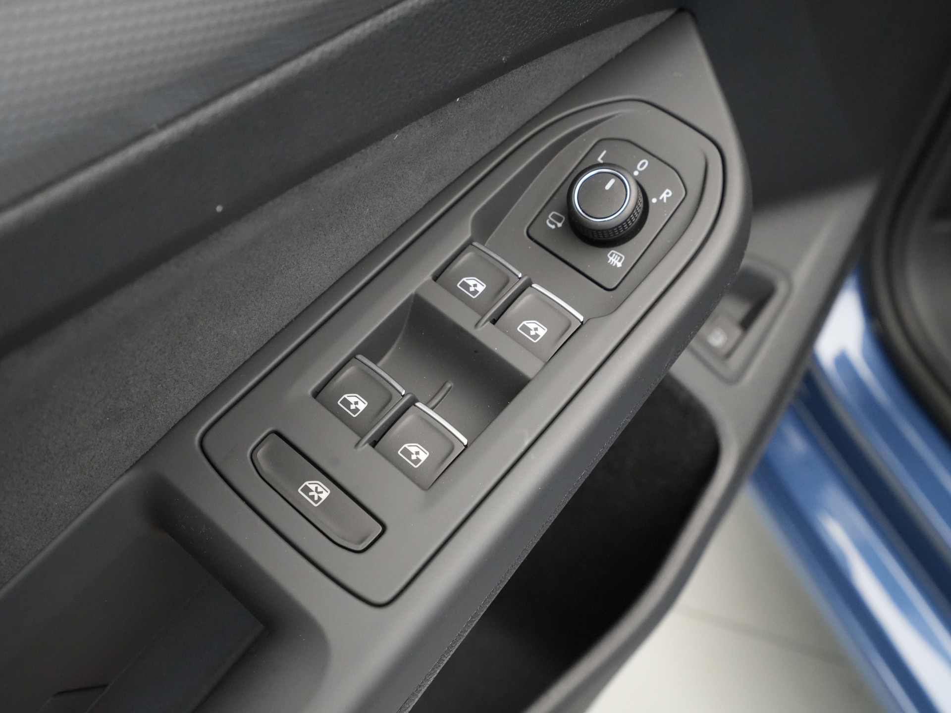 Volkswagen - Golf 1.5 eHybrid 204 6DSG Style Edition - 2025