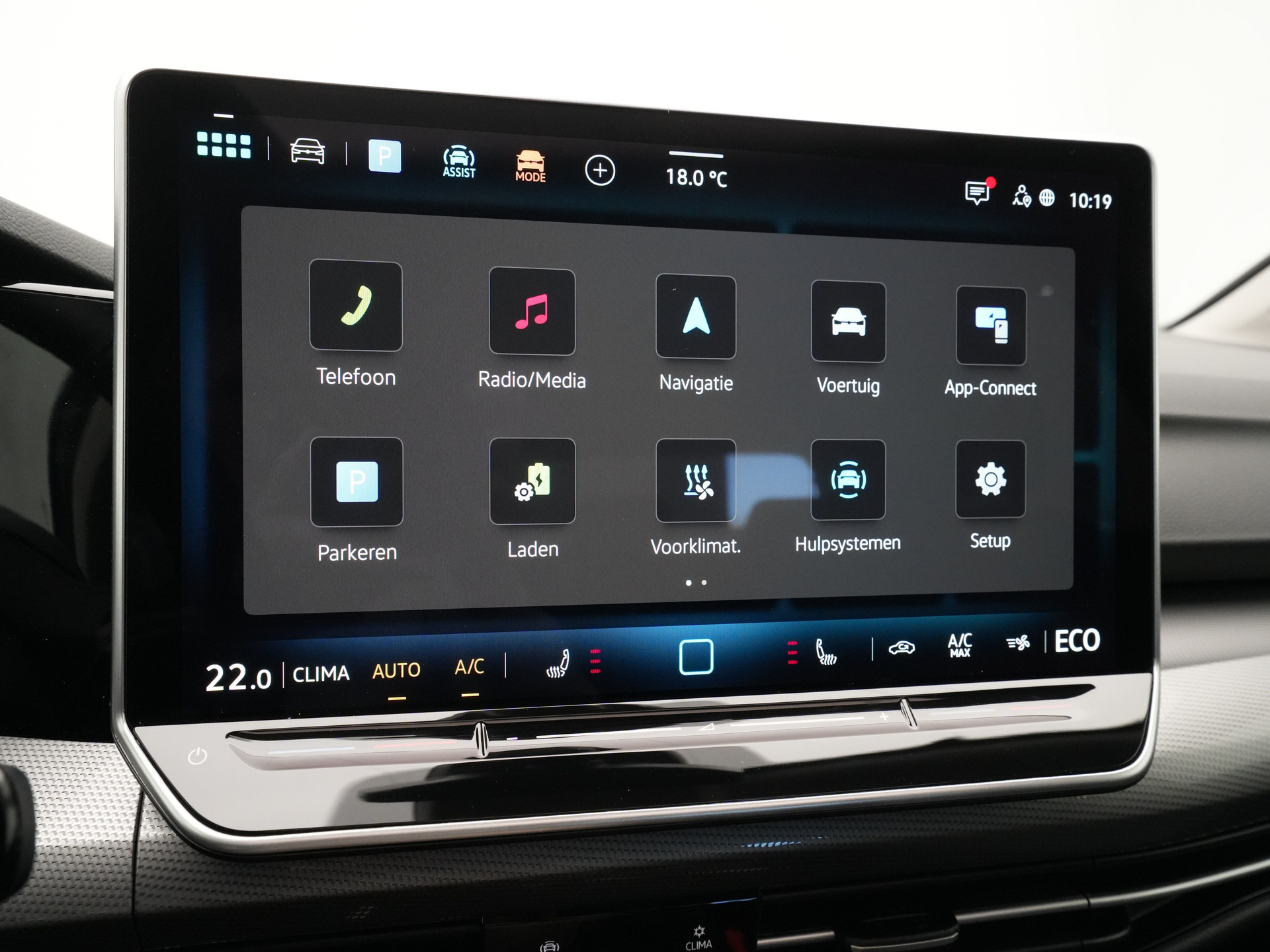 Volkswagen - Golf 1.5 eHybrid 204 6DSG Style Edition - 2025