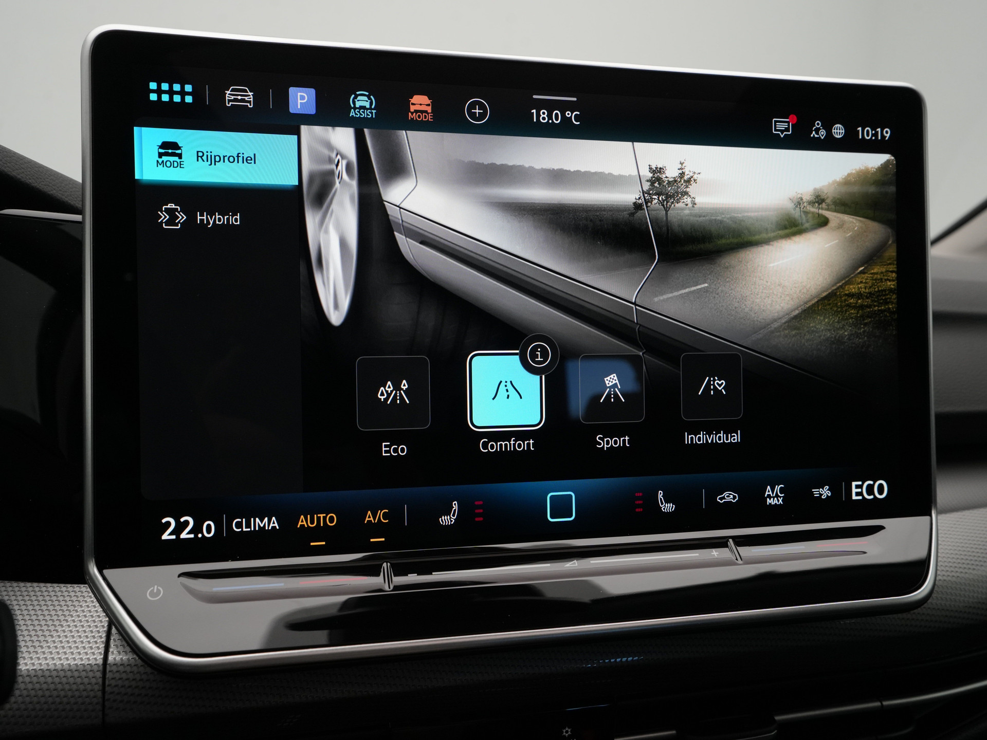 Volkswagen - Golf 1.5 eHybrid 204 6DSG Style Edition - 2025