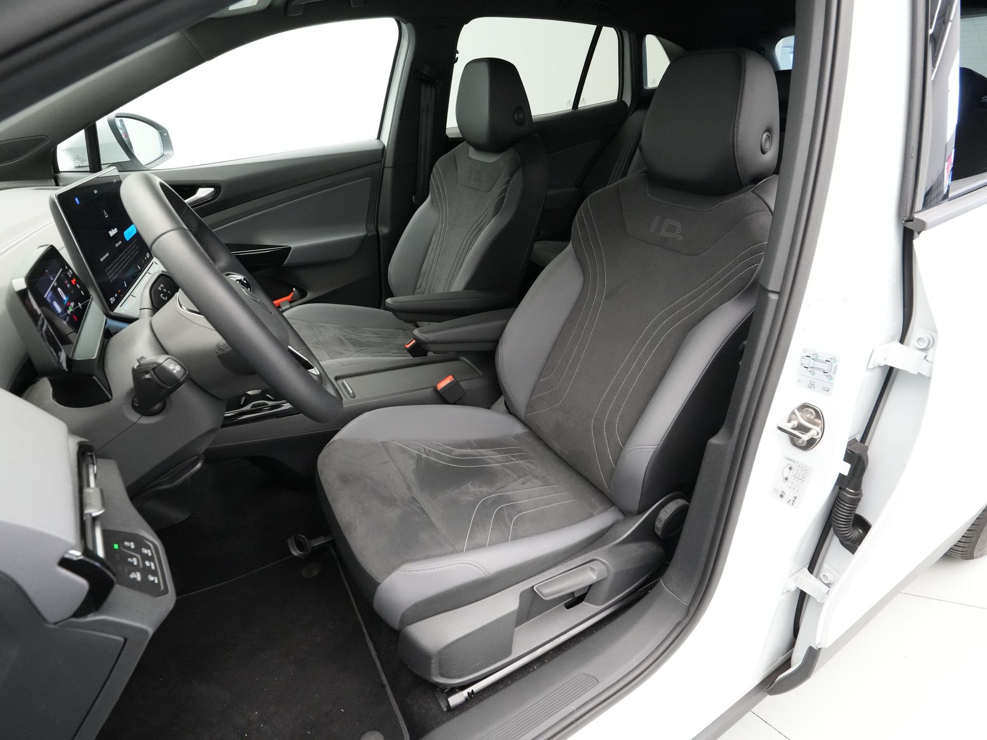 Volkswagen - ID.4 Pro Business 77 kWh - 2024