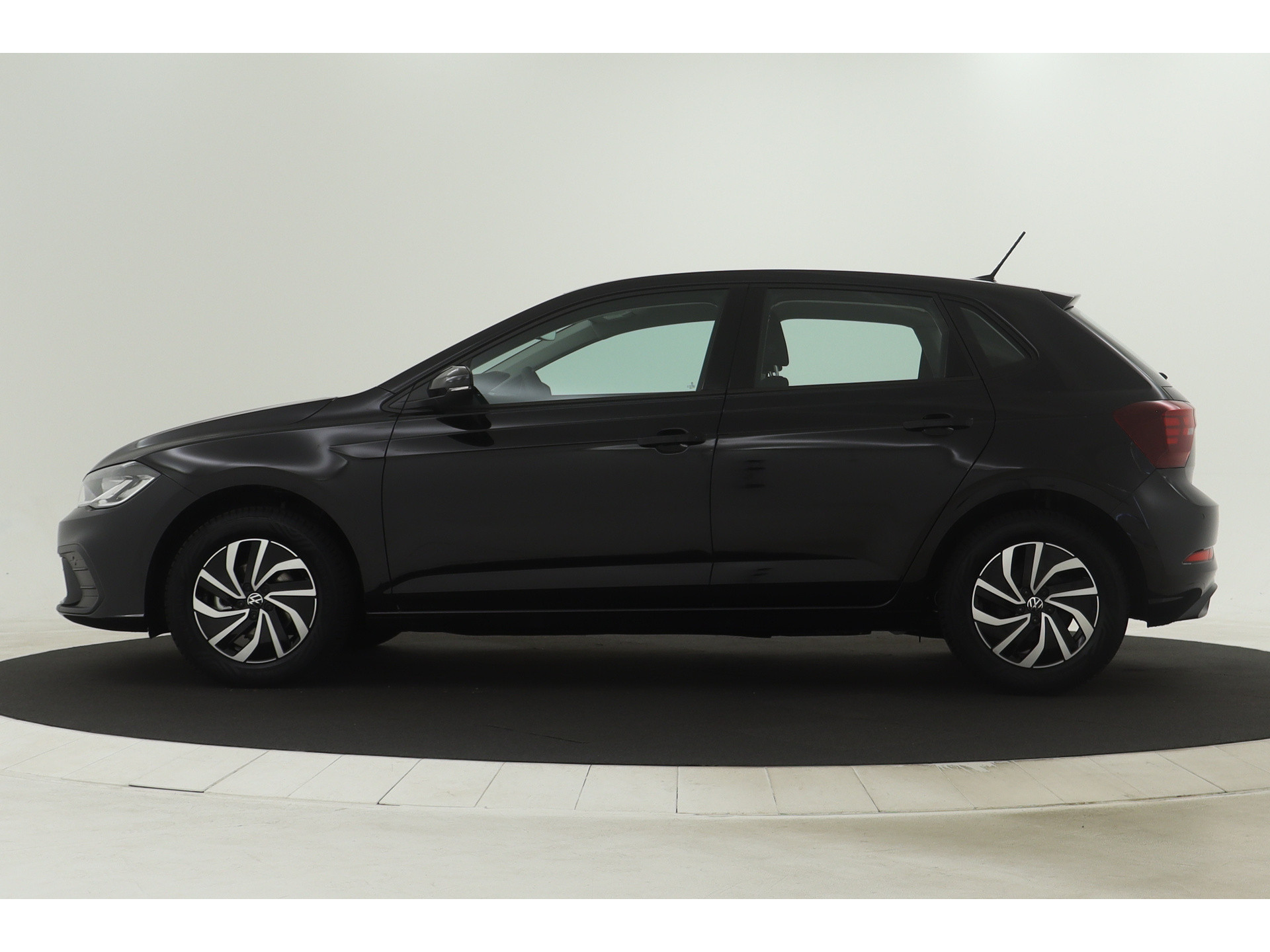 Volkswagen - Polo 1.0 TSI 95pk DSG Life - 2024