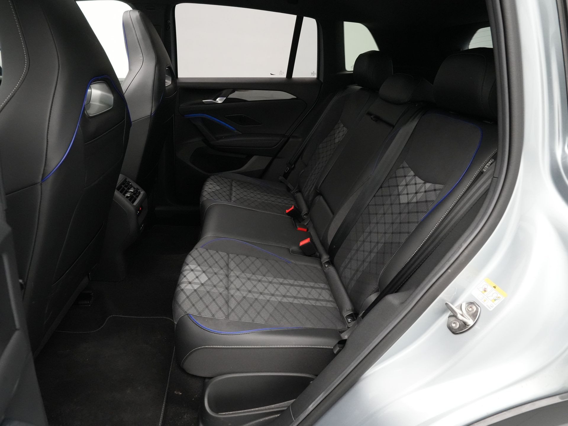 Volkswagen - Tiguan 1.5 eHybrid 204pk R-Line Edition - 2024