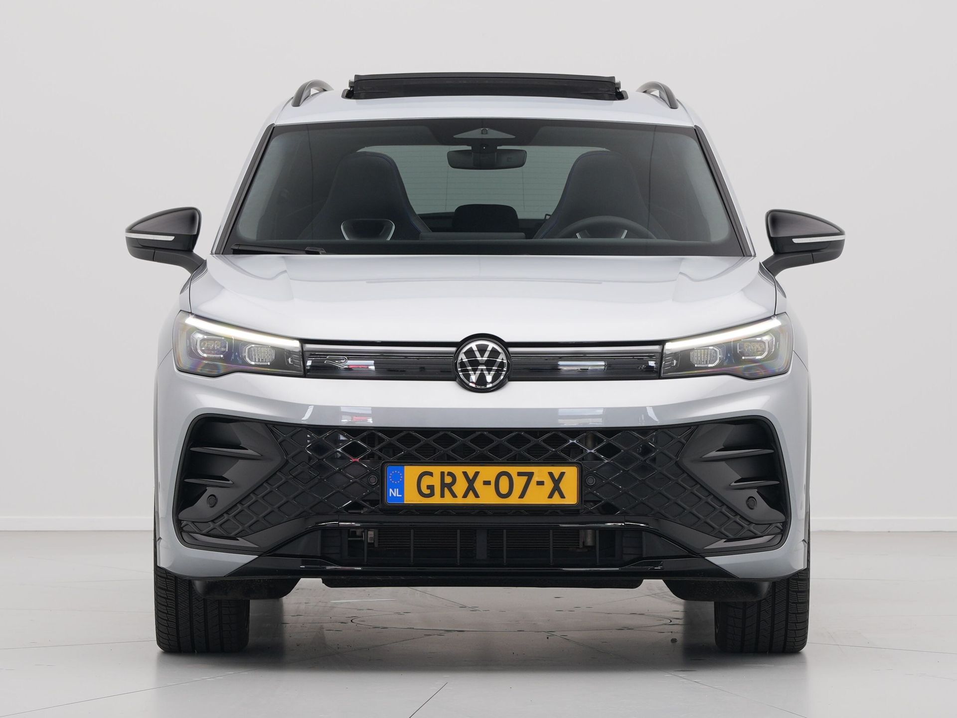 Volkswagen - Tiguan 1.5 eHybrid 204pk R-Line Edition - 2024