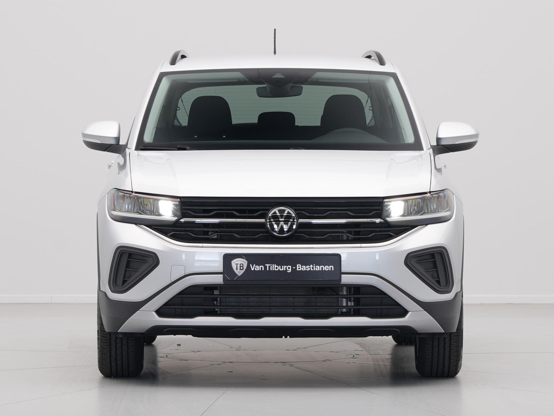 Volkswagen - T-Cross 1.0 TSI 95 5MT Life Edition - 2025