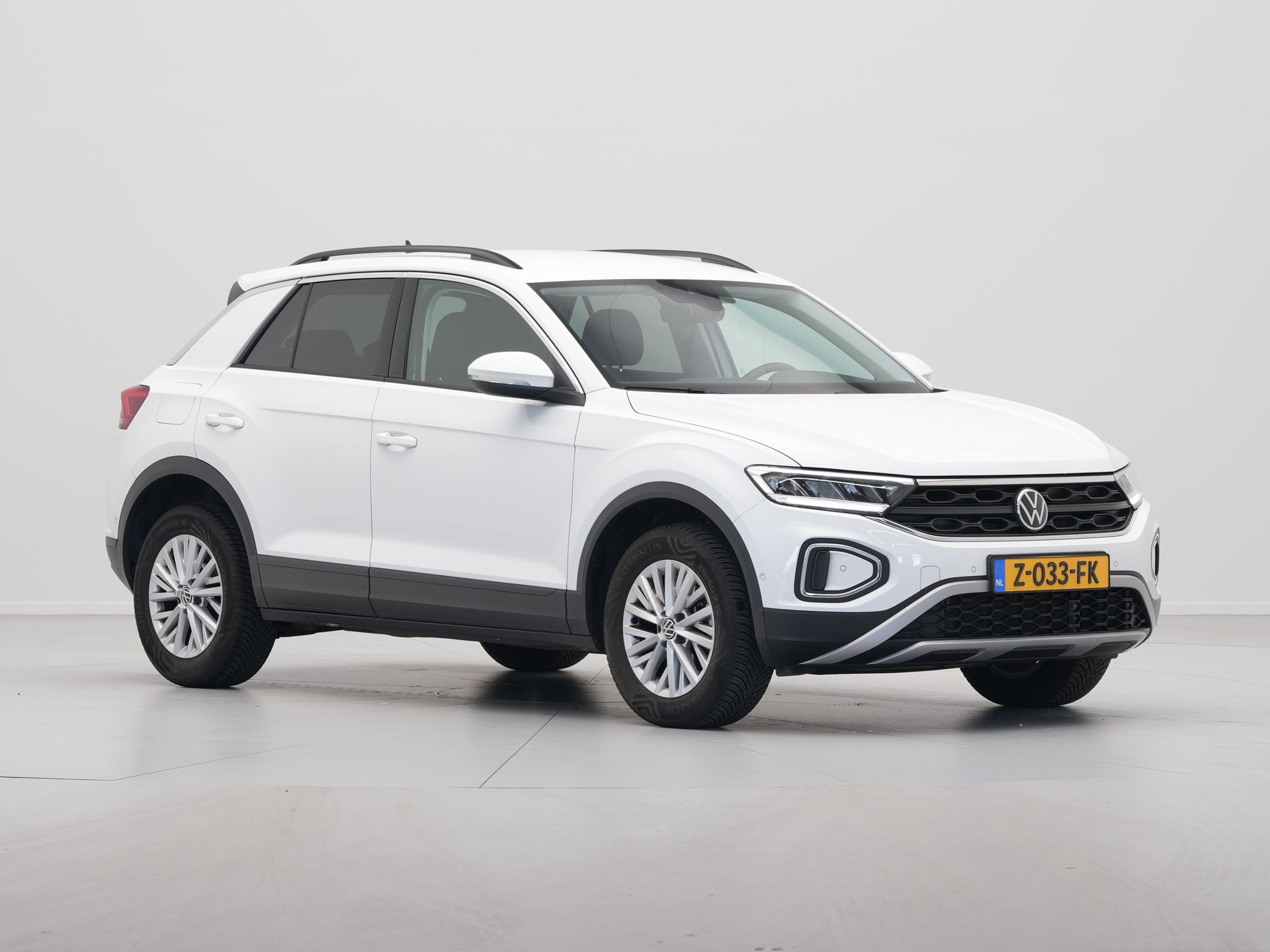 Volkswagen - T-Roc 1.5 TSI 150pk DSG Life - 2024