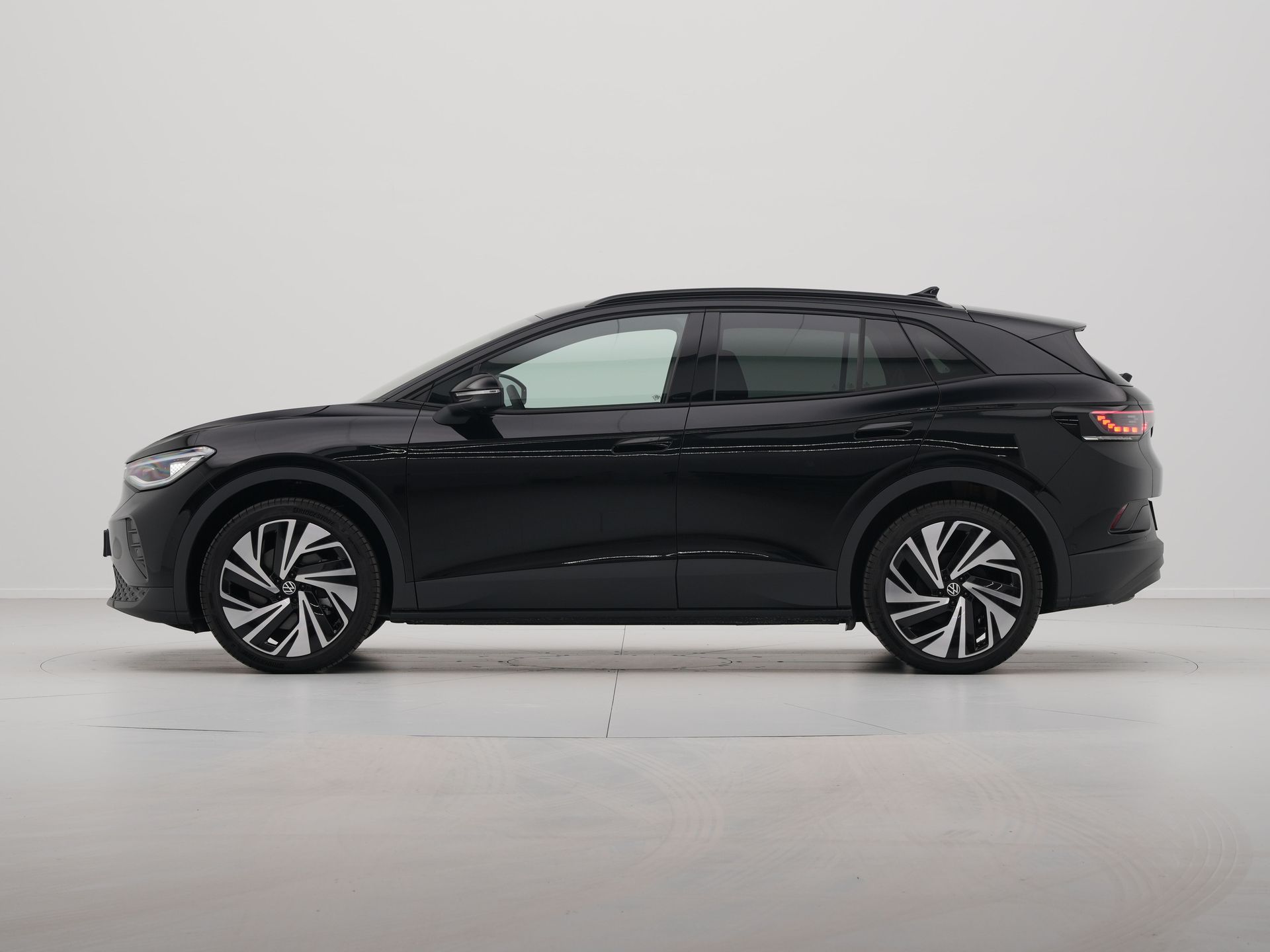 Volkswagen - ID.4 Pro Business 77 kWh - 2025