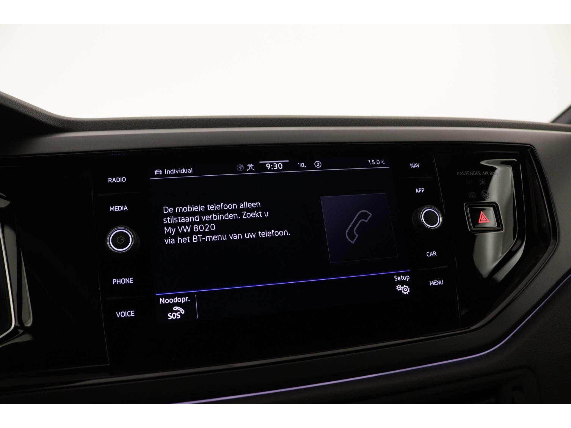 Volkswagen - Polo 1.0 TSI R-Line - 2024