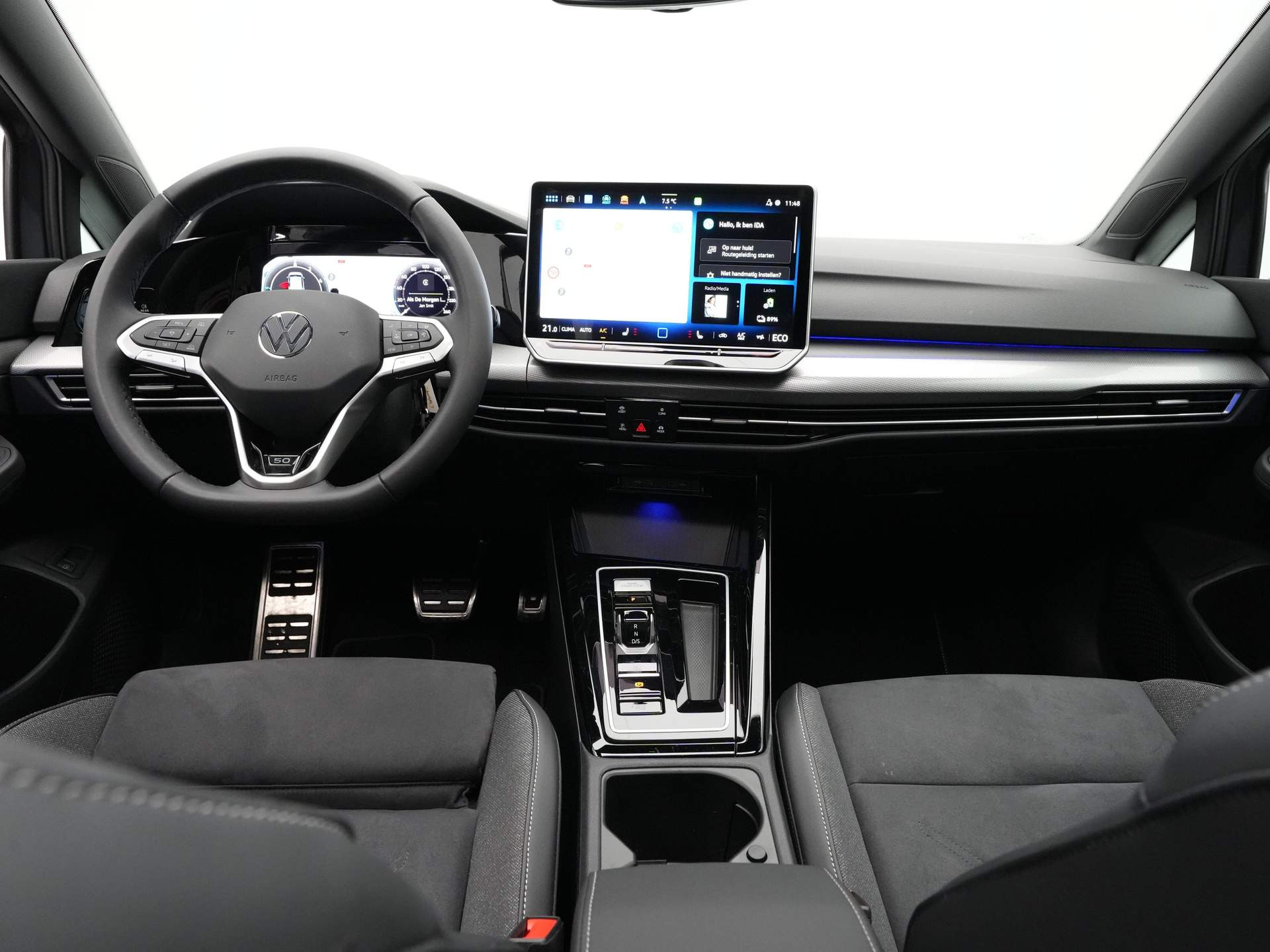 Volkswagen - Golf 1.5 eHybrid 50 Edition - 2024