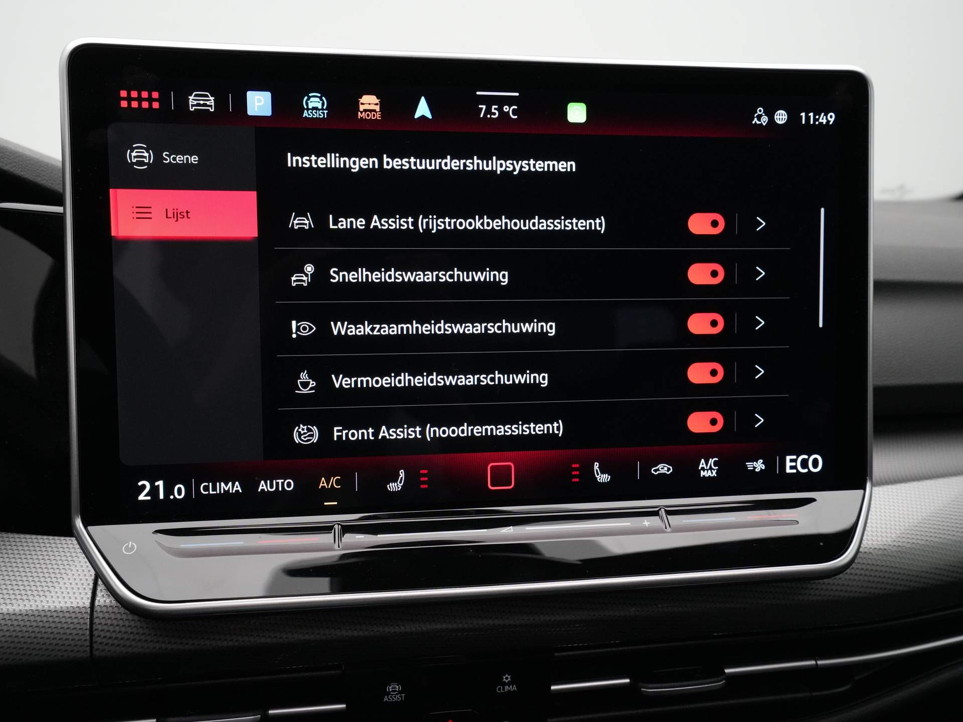 Volkswagen - Golf 1.5 eHybrid 50 Edition - 2024