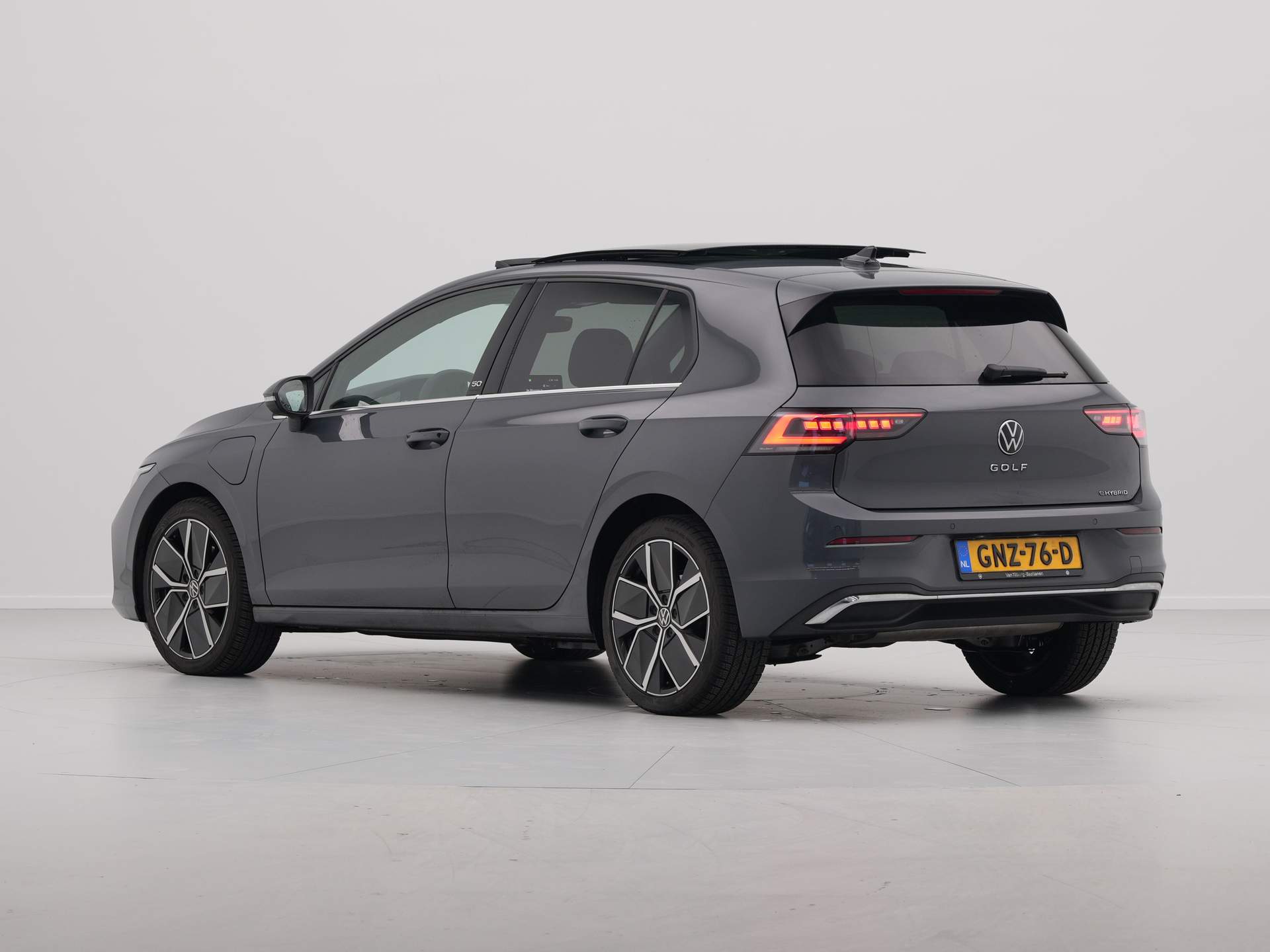 Volkswagen - Golf 1.5 eHybrid 50 Edition - 2024