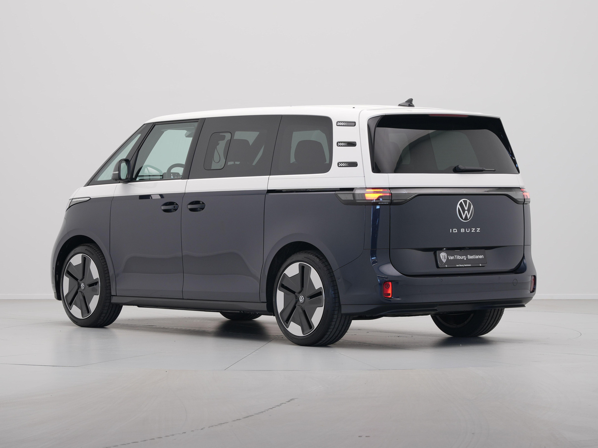 Volkswagen - ID. Buzz Elektromotor 79kWh 286 1AT Pro - 2025