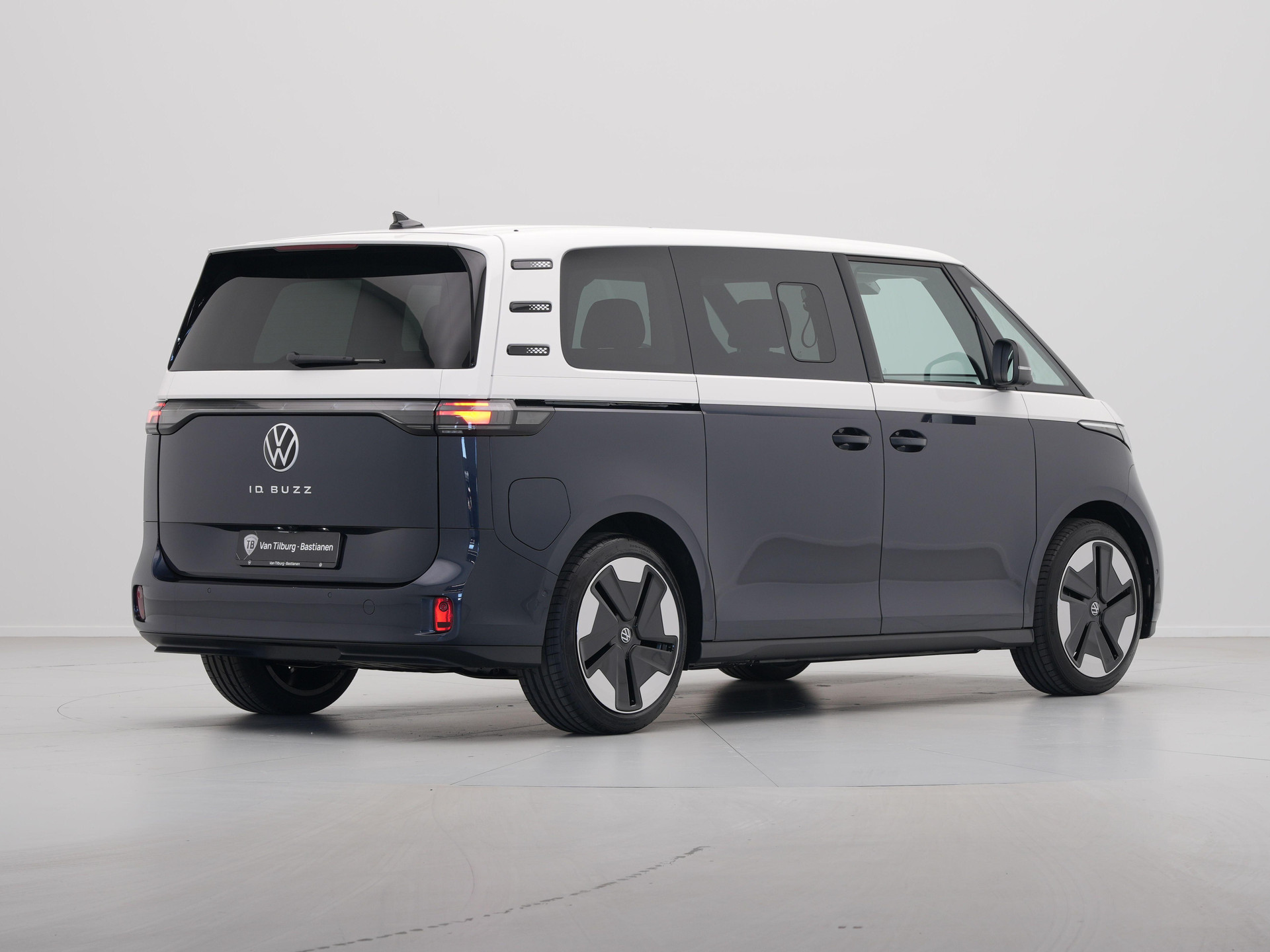 Volkswagen - ID. Buzz Elektromotor 79kWh 286 1AT Pro - 2025