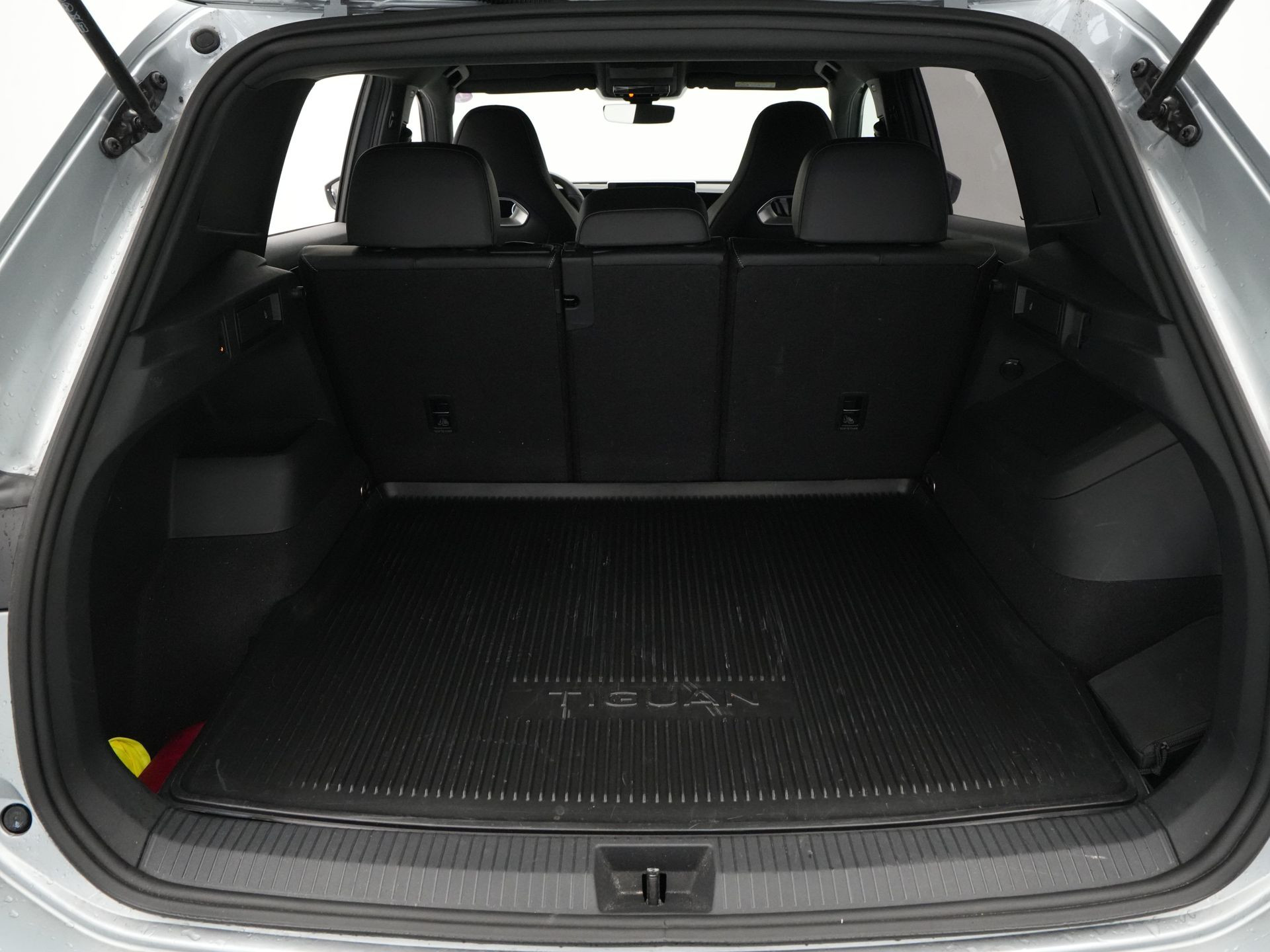 Volkswagen - Tiguan 1.5 eTSI R-Line Business - 2024